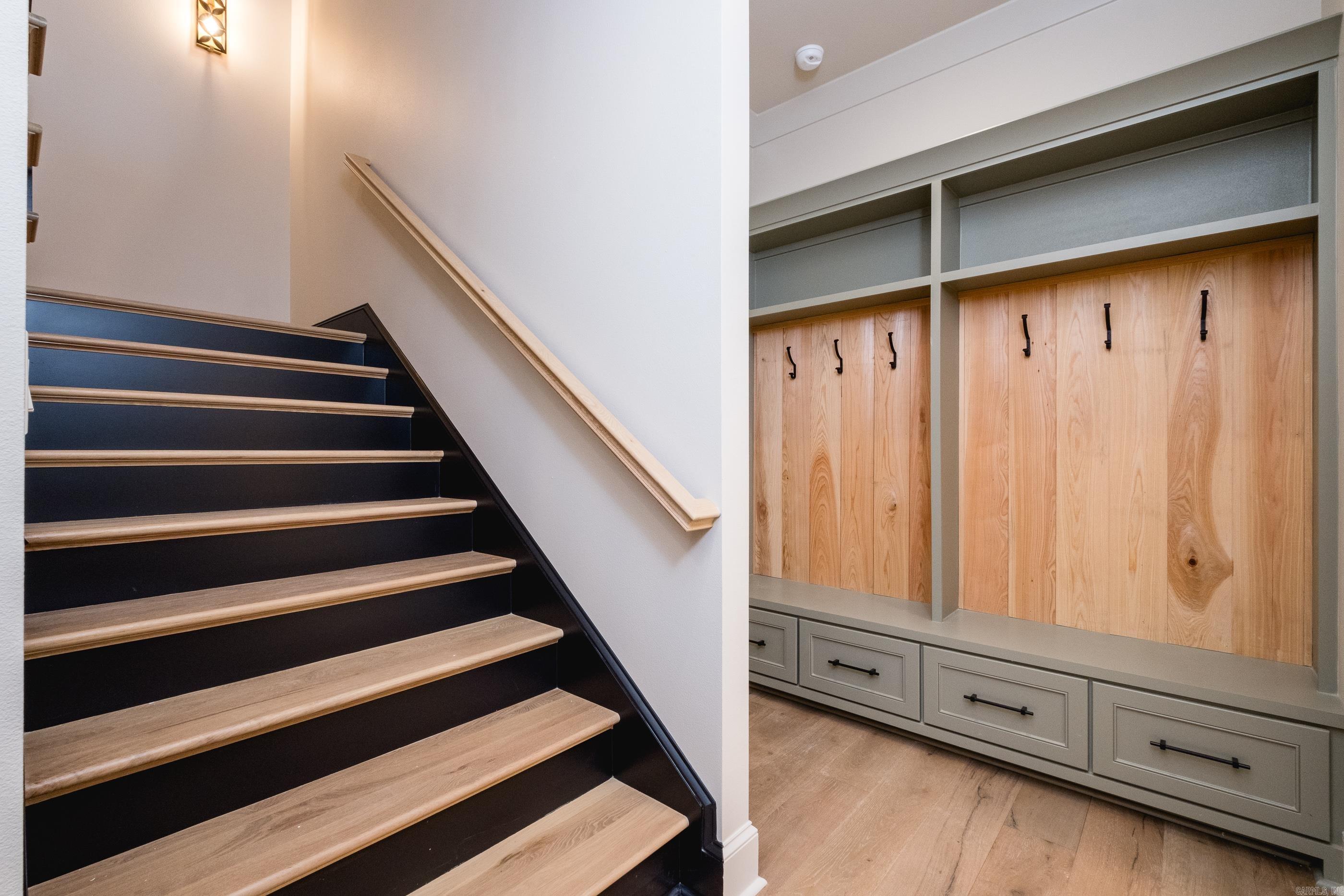 CHENAL VALLEY "MIRAMONT CIRCLE" - Residential