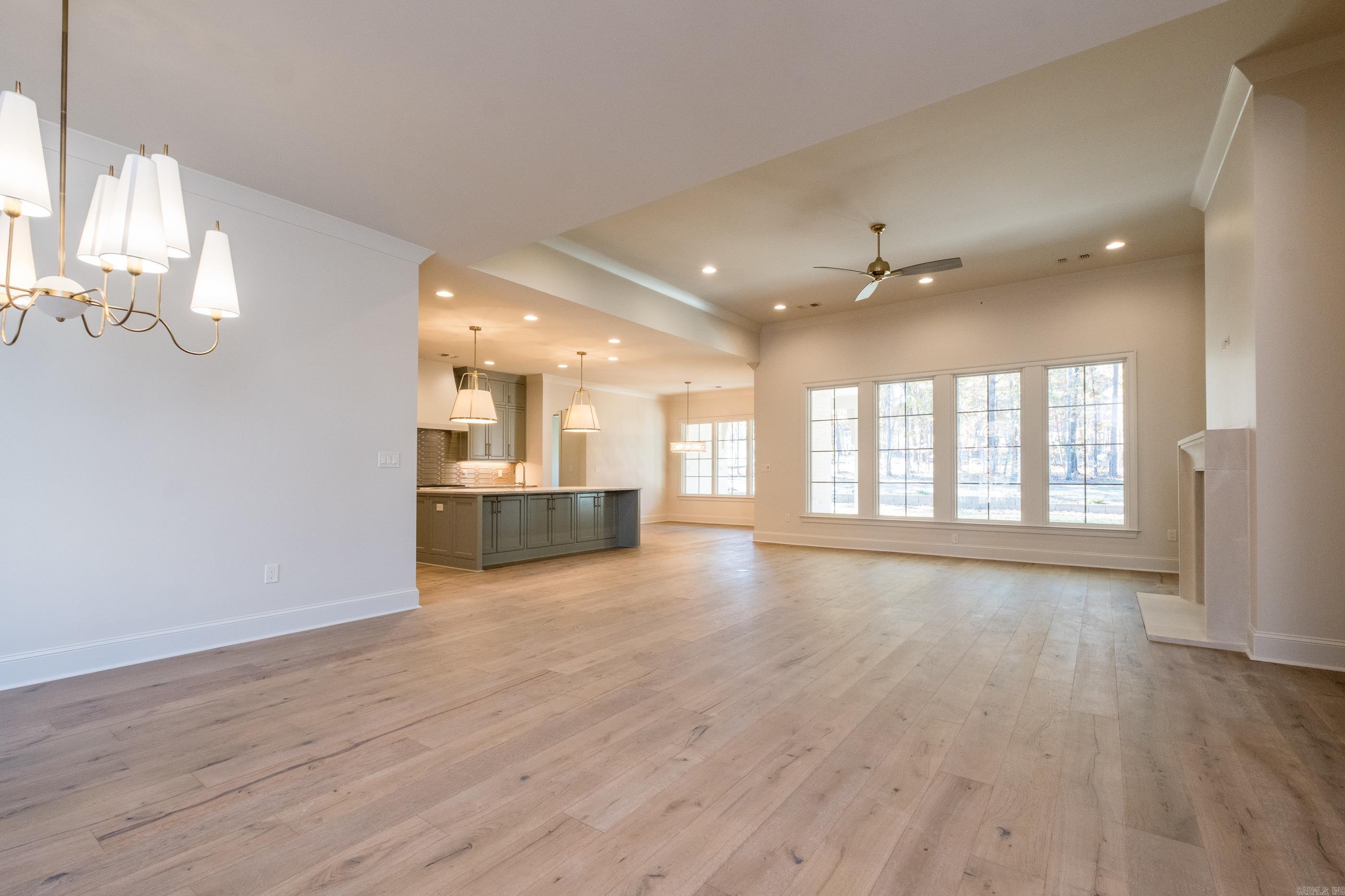 CHENAL VALLEY "MIRAMONT CIRCLE" - Residential