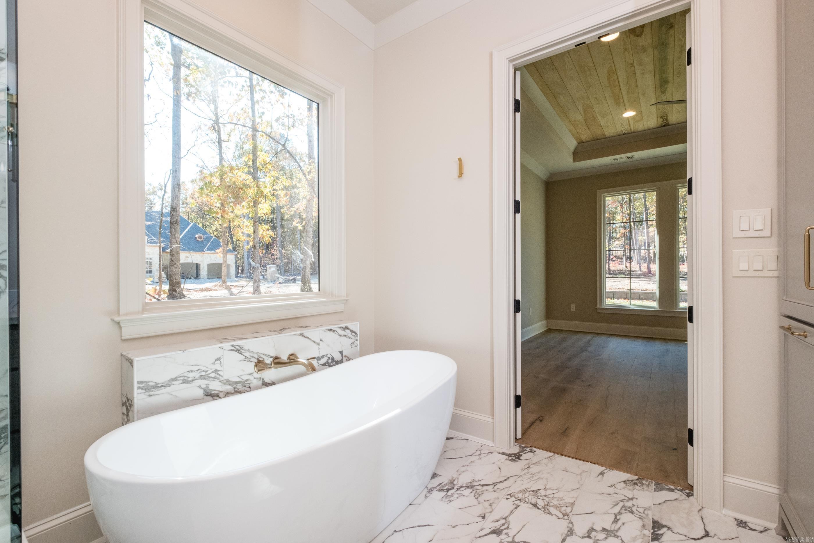 CHENAL VALLEY "MIRAMONT CIRCLE" - Residential