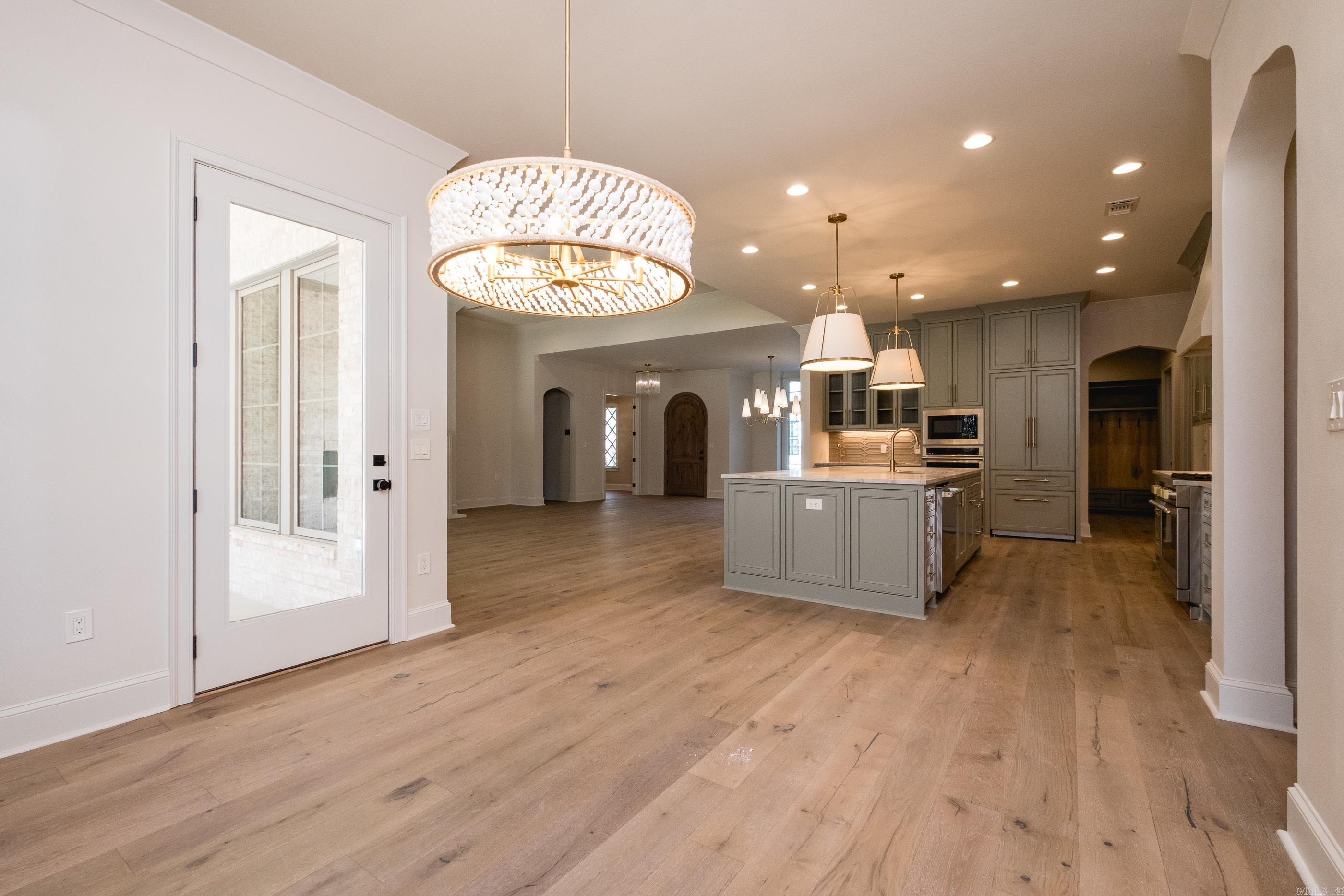 CHENAL VALLEY "MIRAMONT CIRCLE" - Residential