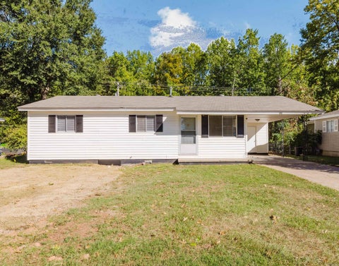 Photo of 812 Graham Avenue, North Little Rock, AR 72117 (MLS # 26042121)