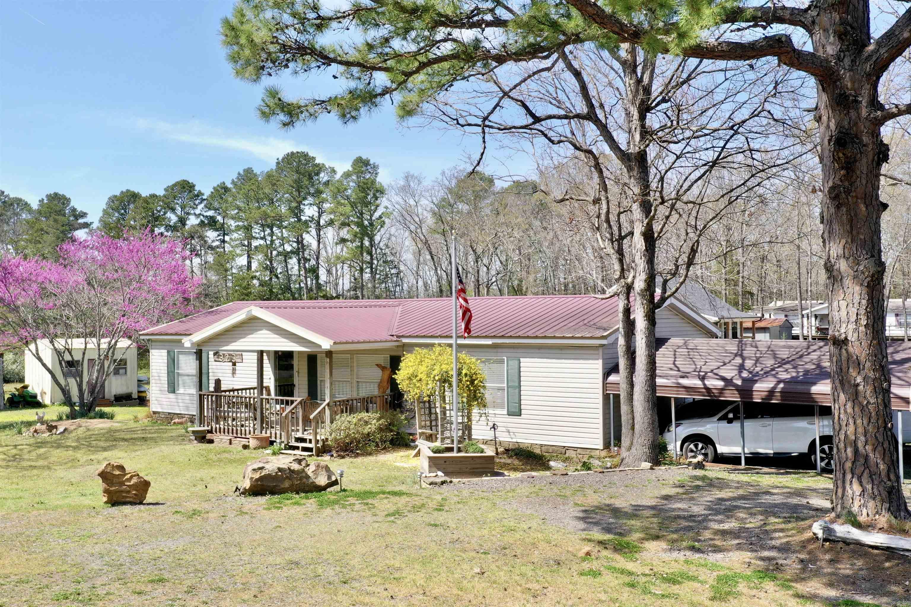 PINEY WOODS ESTATES - Residential