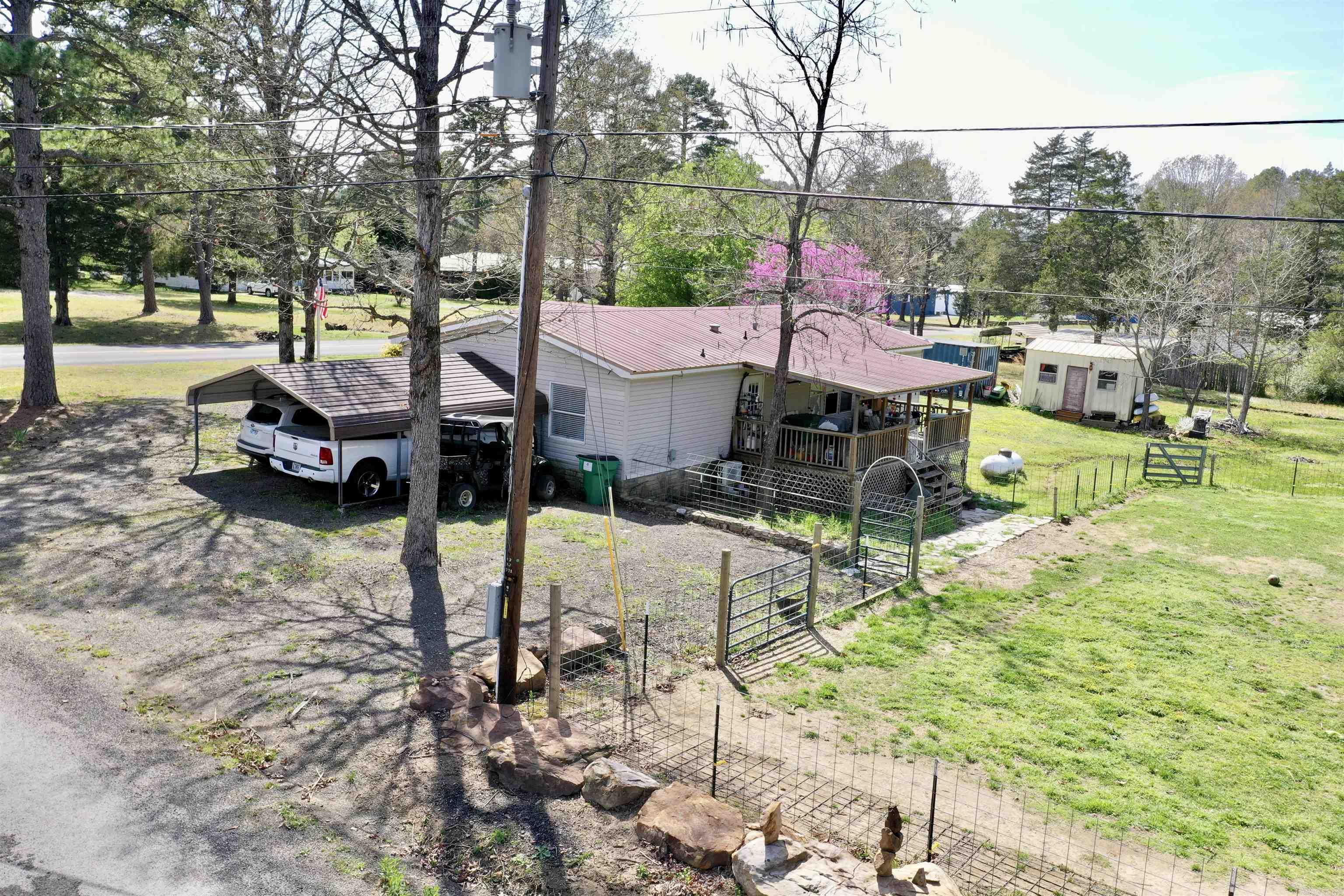 PINEY WOODS ESTATES - Residential