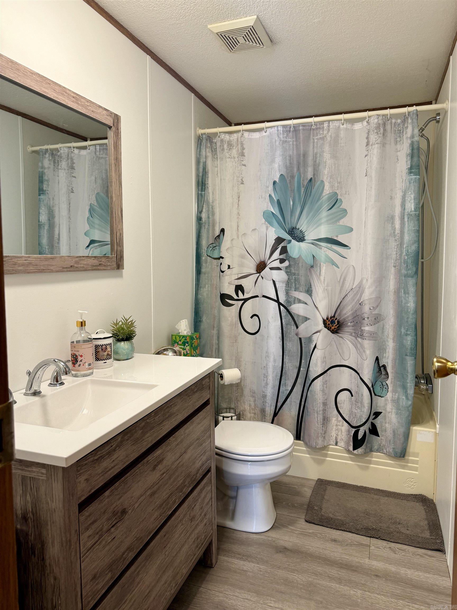 PINEY WOODS ESTATES - Residential