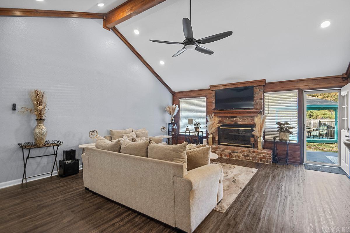 OTTER CREEK COMMUNITY - Residential