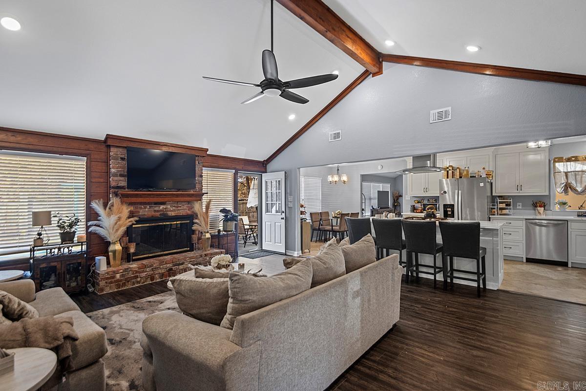 OTTER CREEK COMMUNITY - Residential