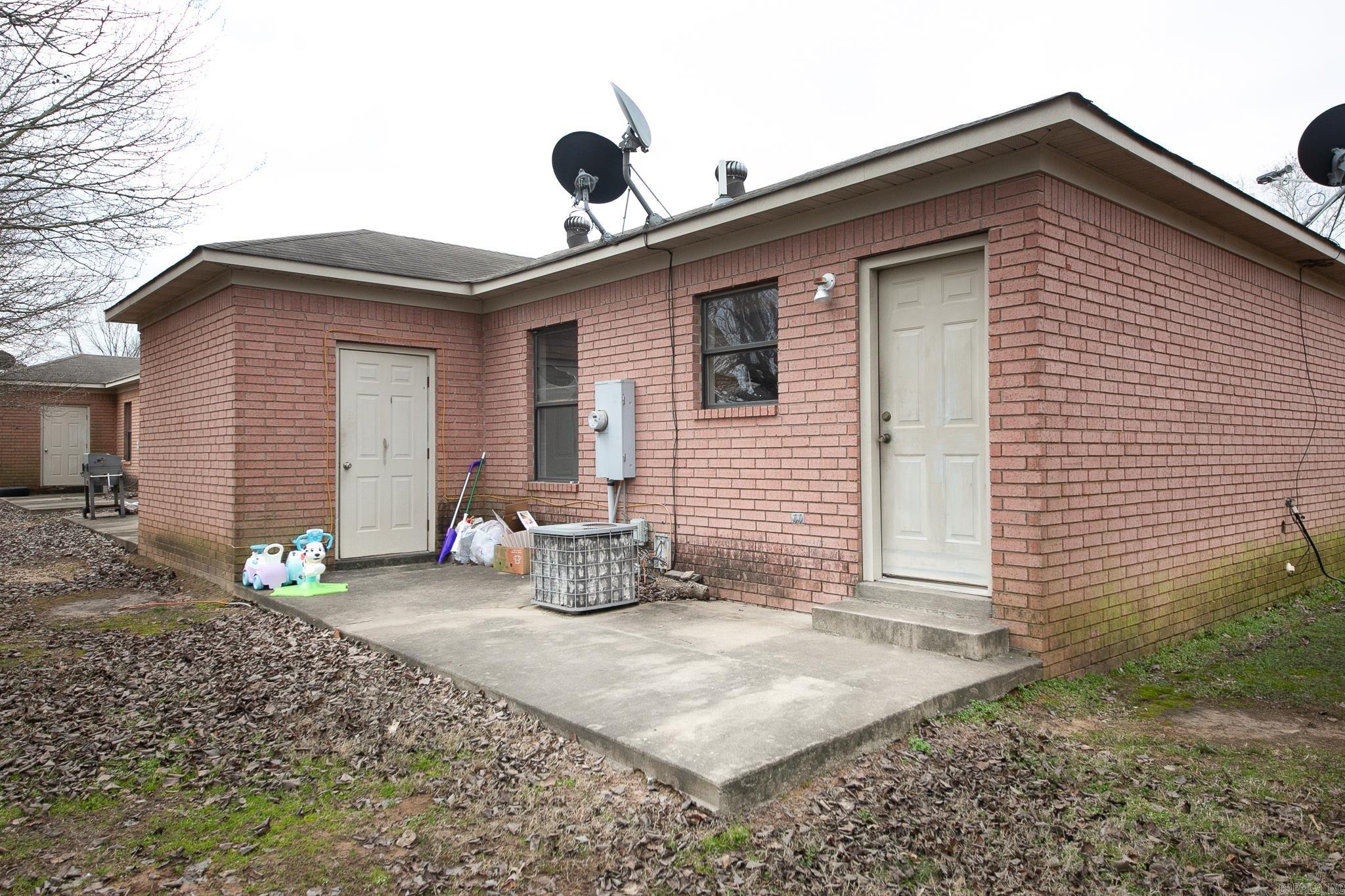 Briarfield - Residential Lease