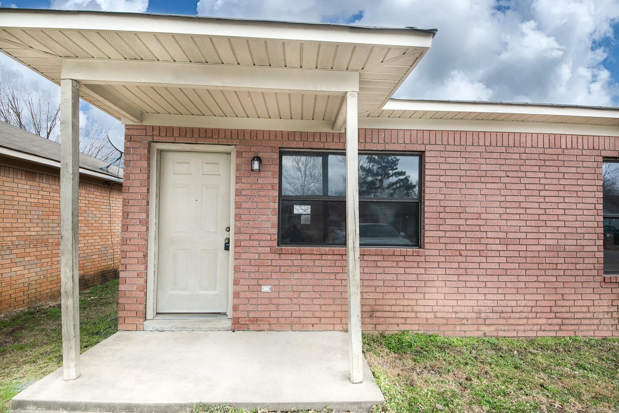 Briarfield - Residential Lease