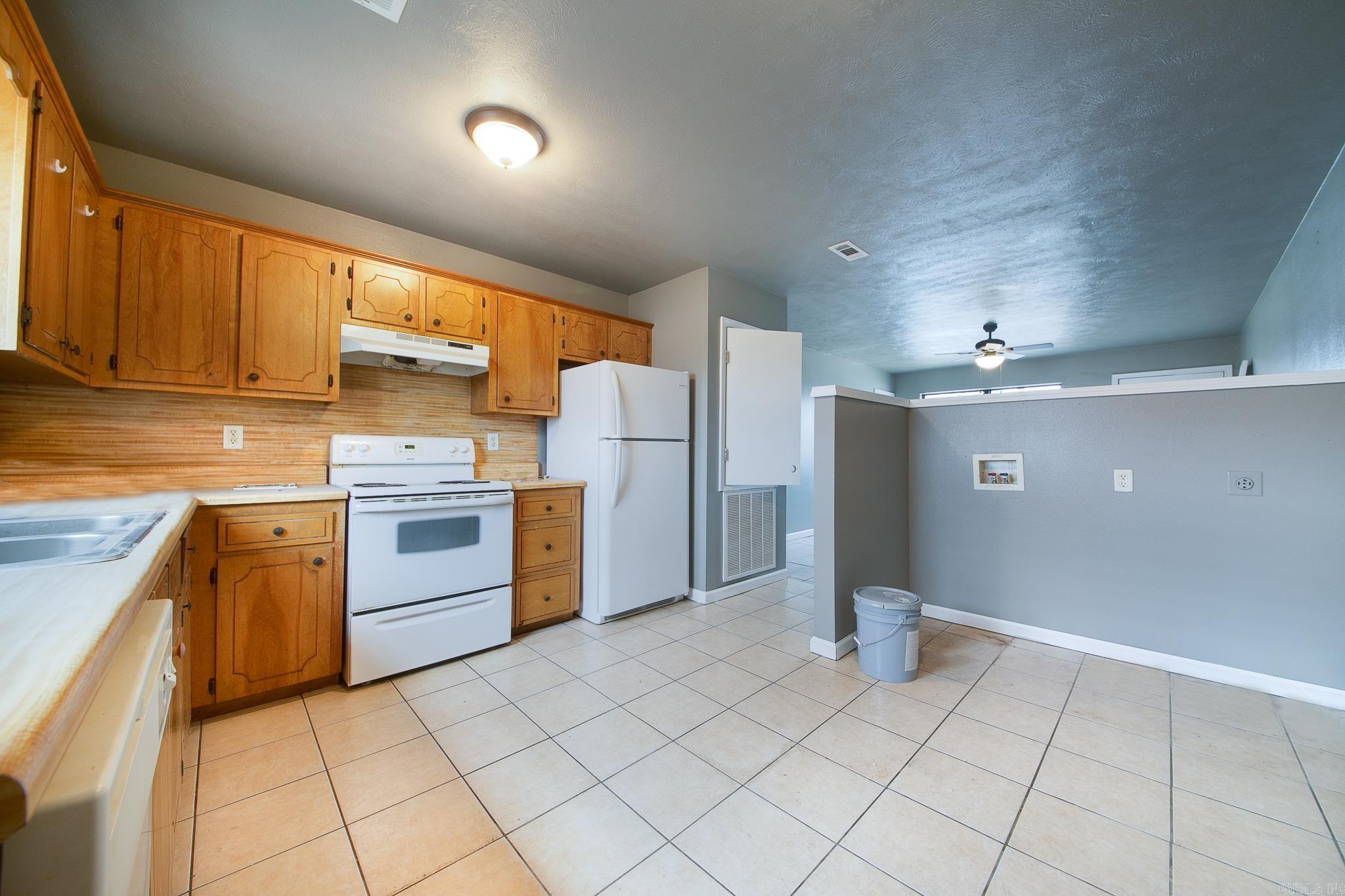 Briarfield - Residential Lease