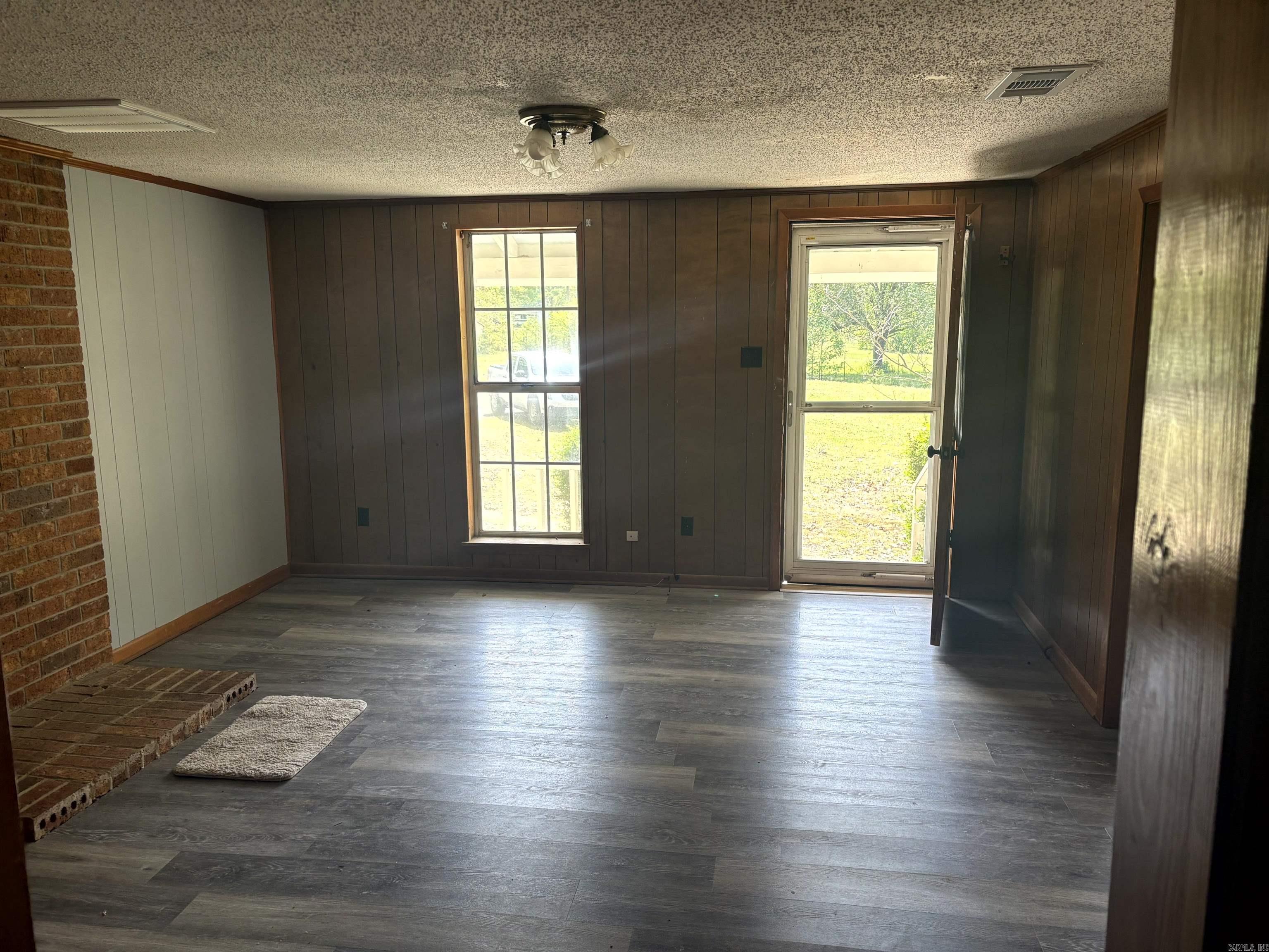 CARLISLE - Residential