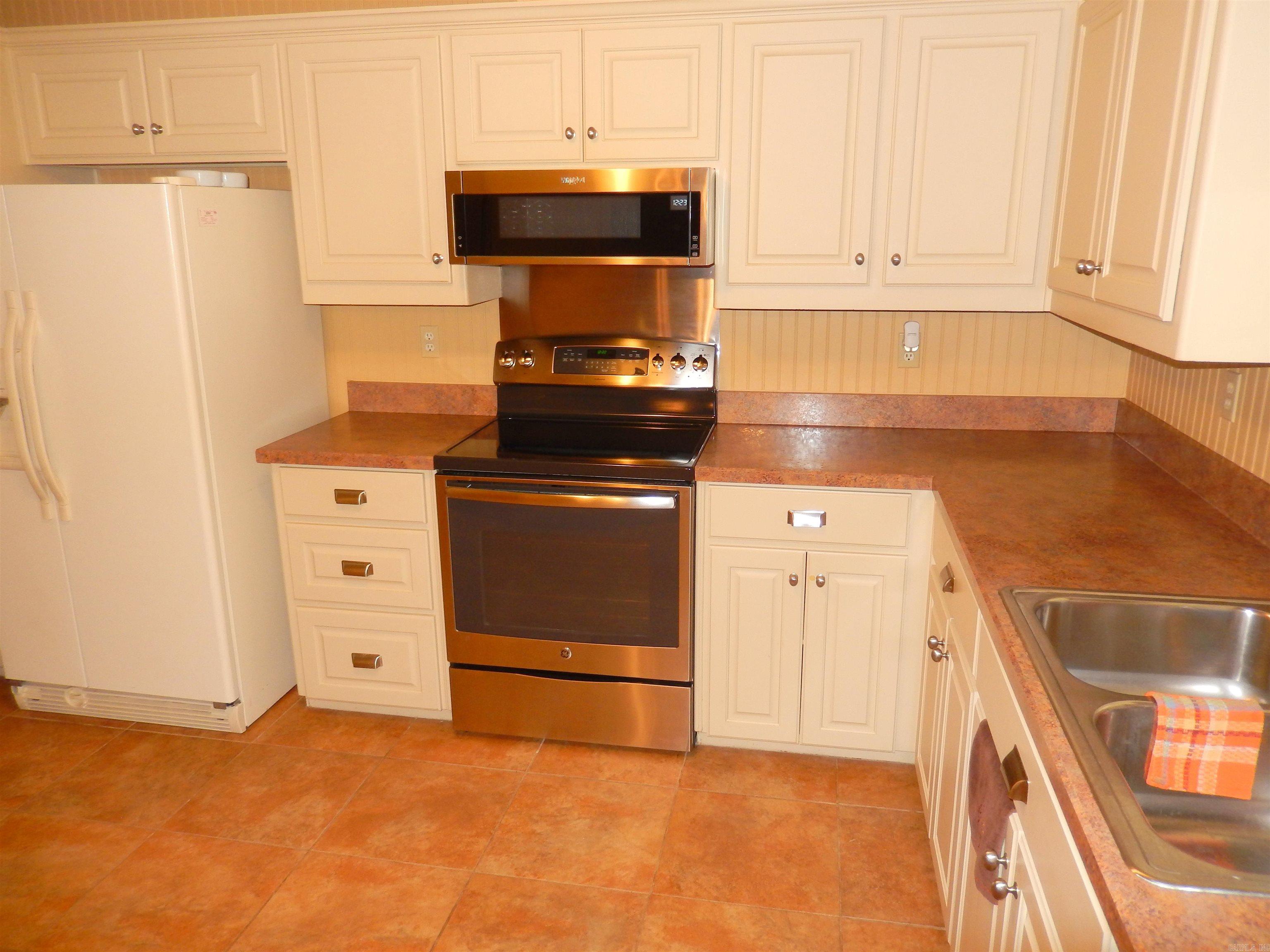 HIGHLAND HILLS - Residential