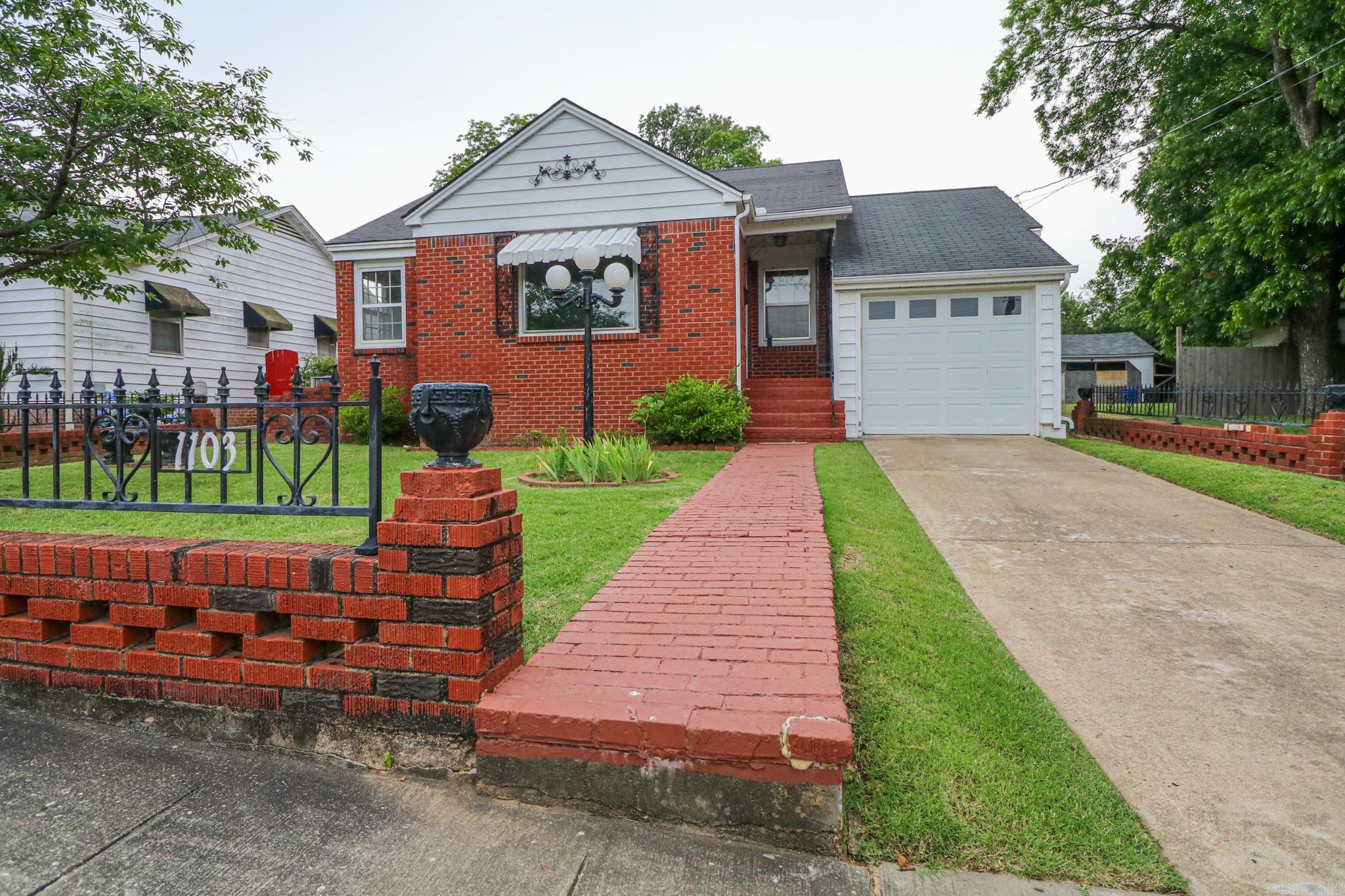 Hoffmans - Residential