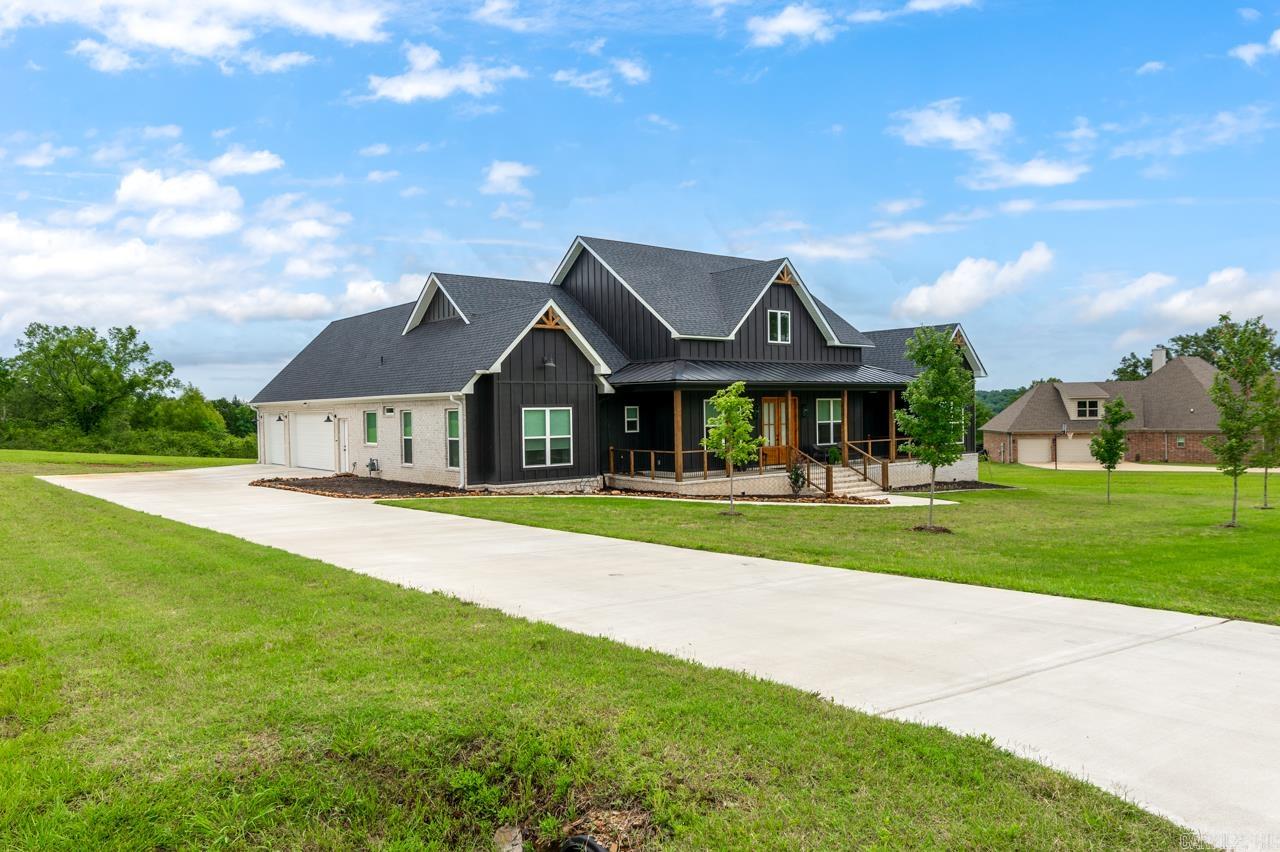 WOODRIDGE - Residential