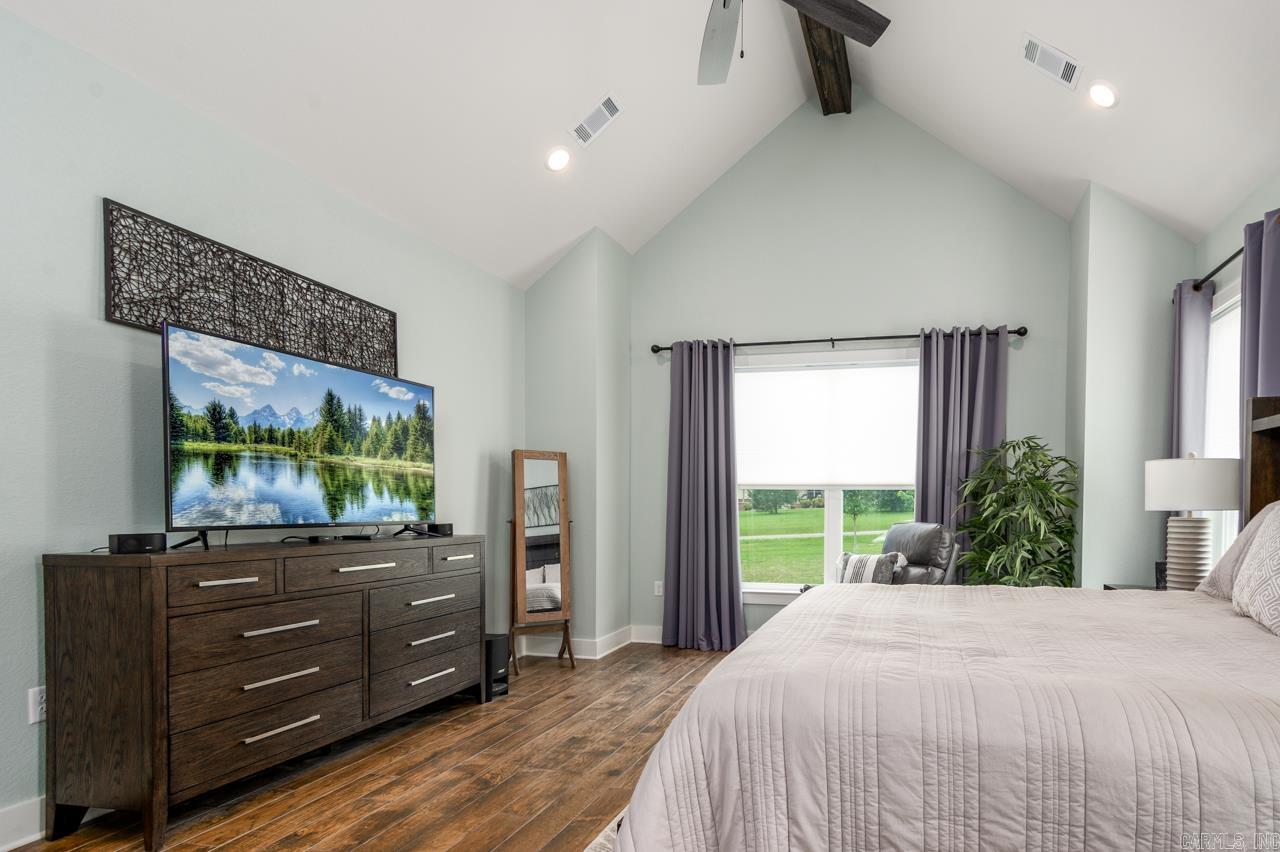 WOODRIDGE - Residential