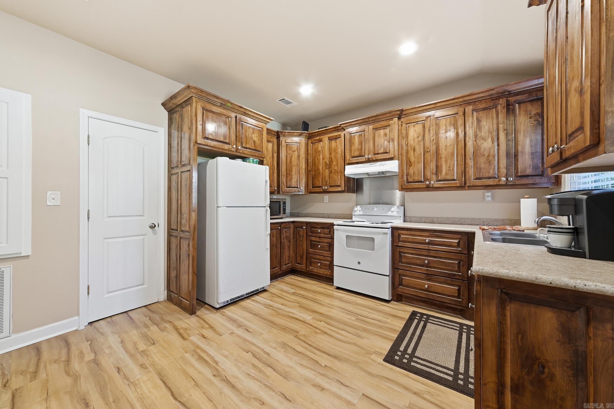 WHIPPOORWILL COVE - Residential