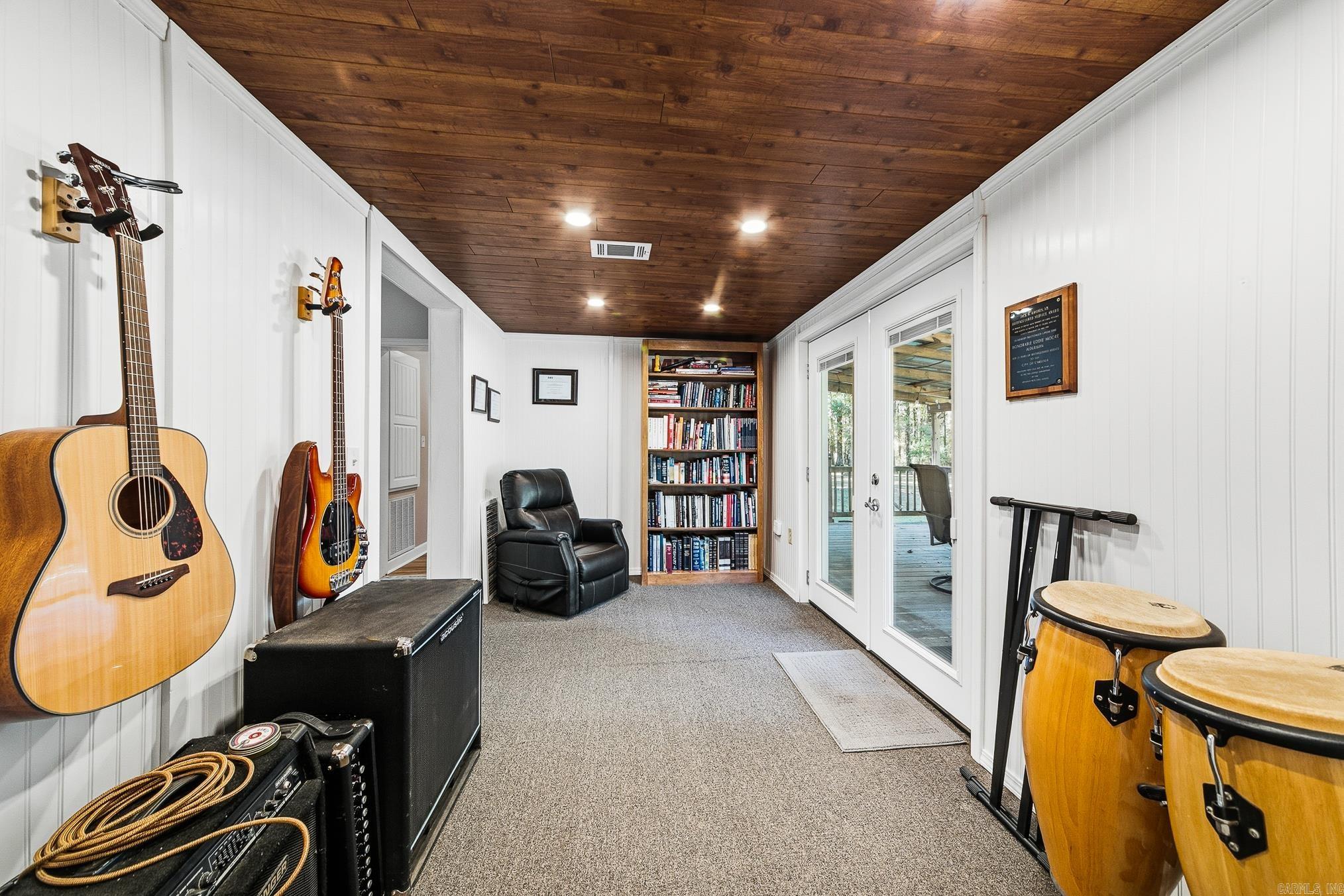 WHIPPOORWILL COVE - Residential
