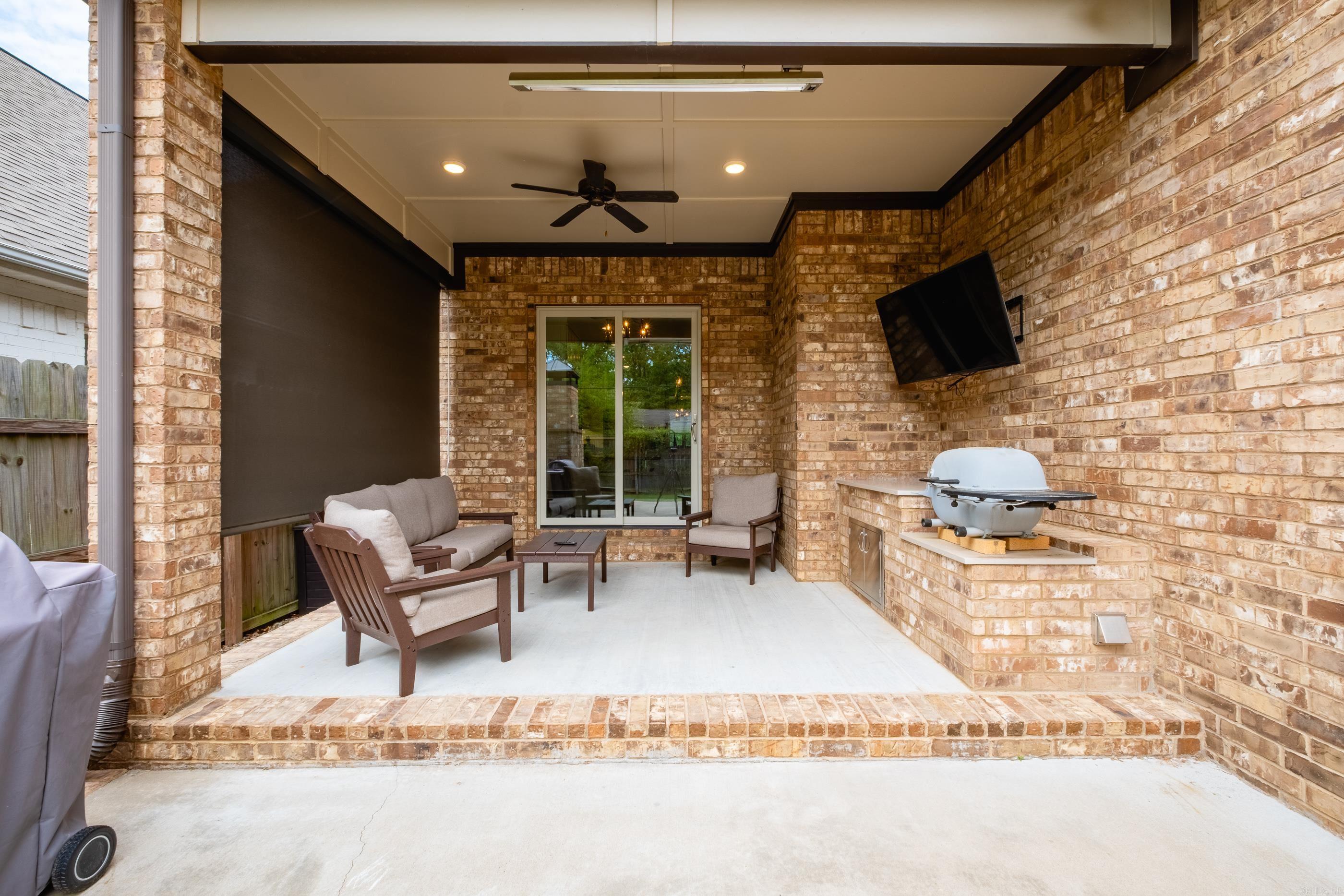 CAMMACK WOODS - Residential