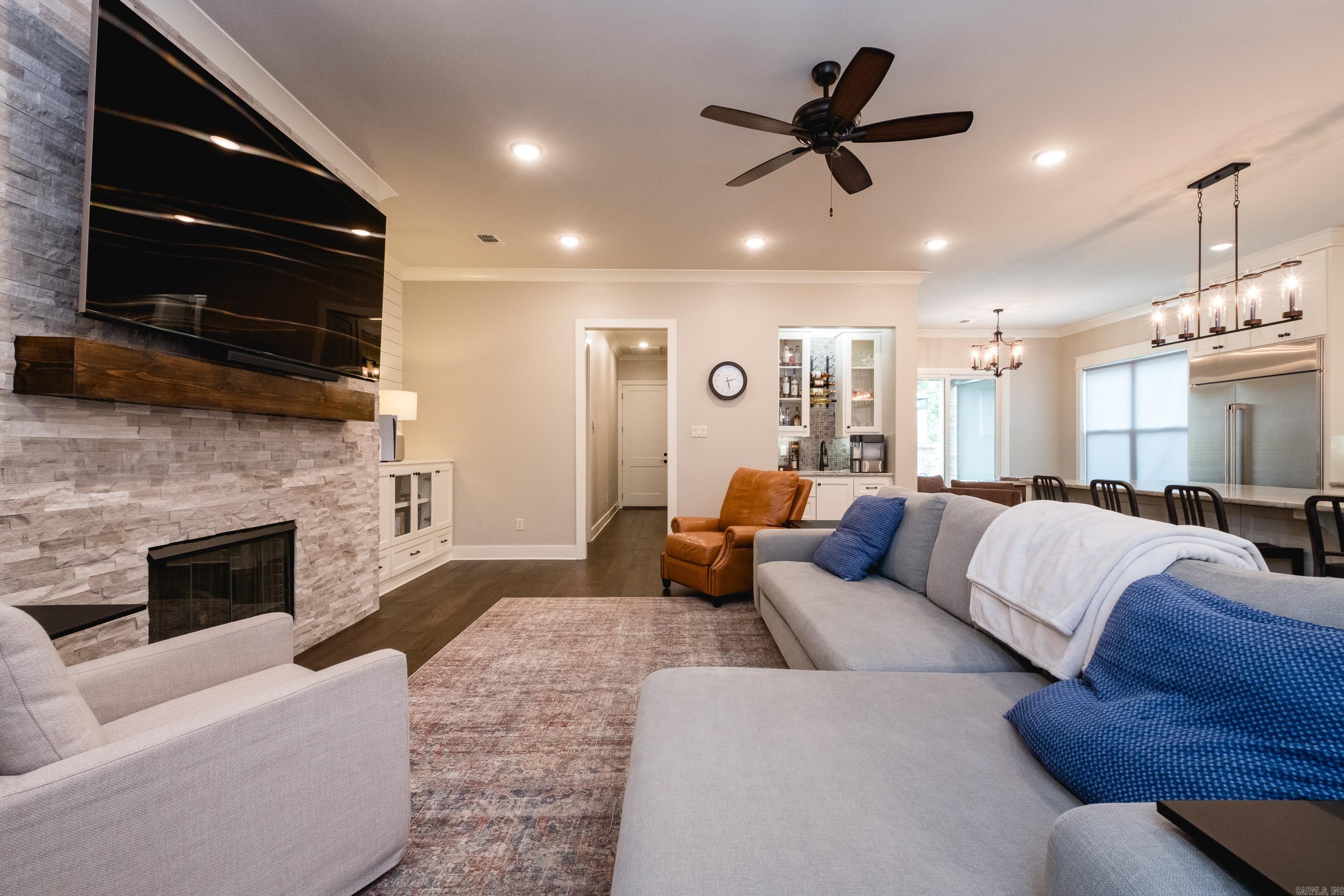 CAMMACK WOODS - Residential