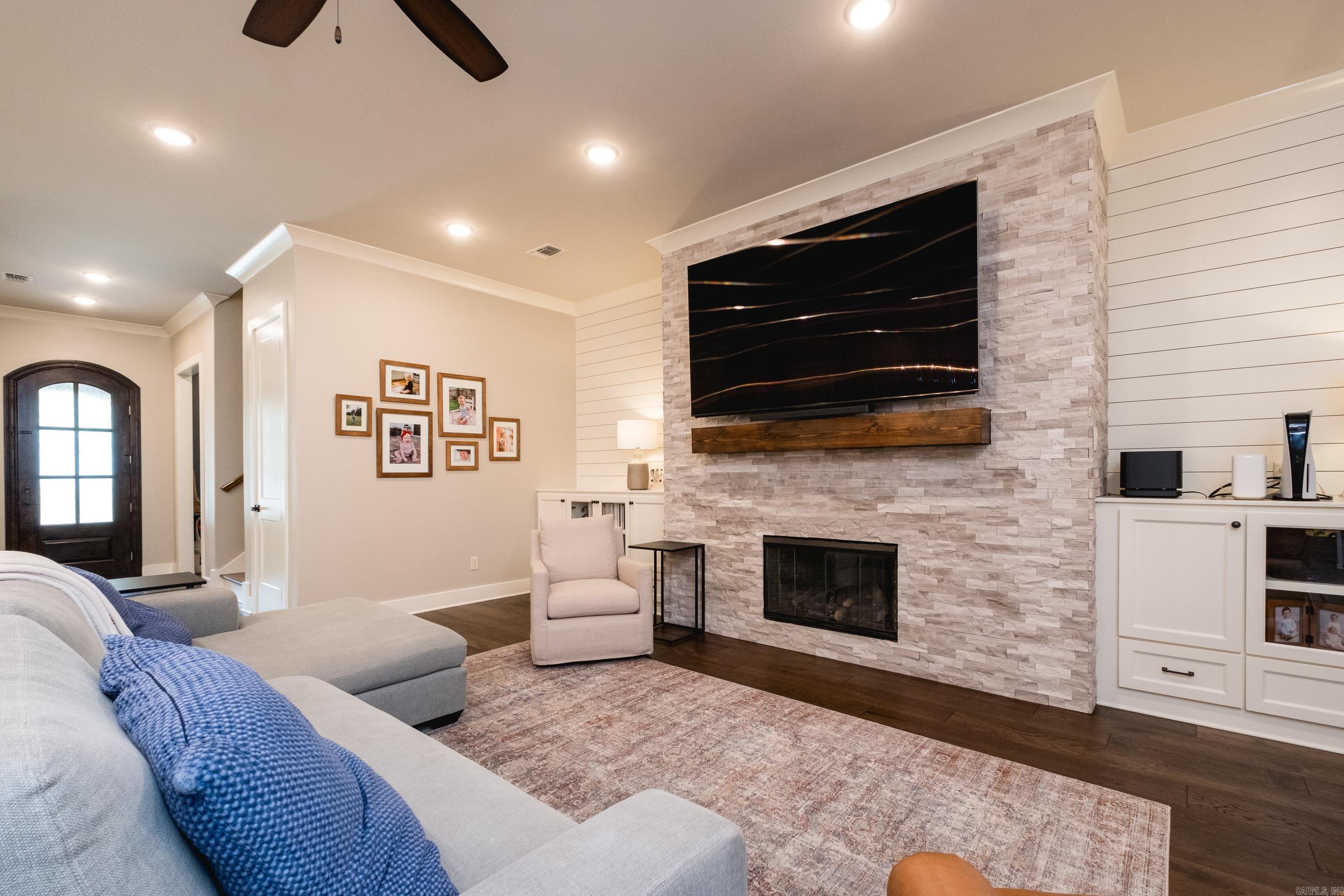 CAMMACK WOODS - Residential