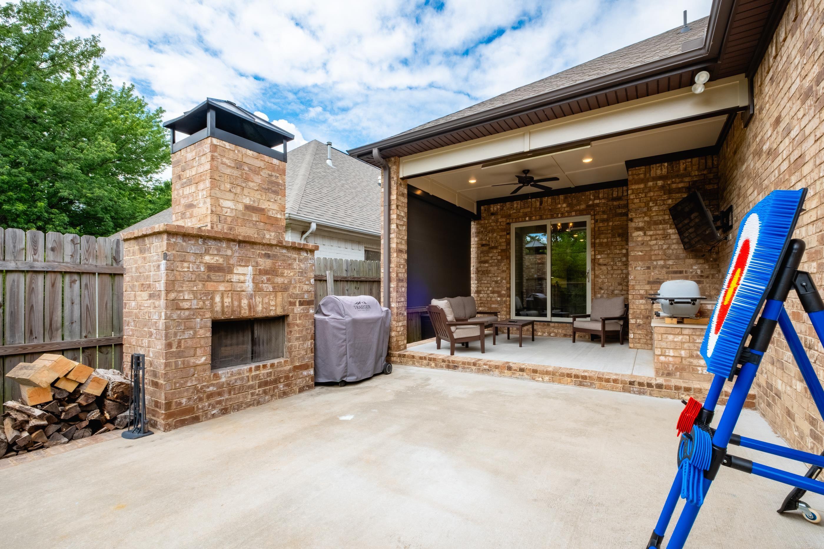 CAMMACK WOODS - Residential