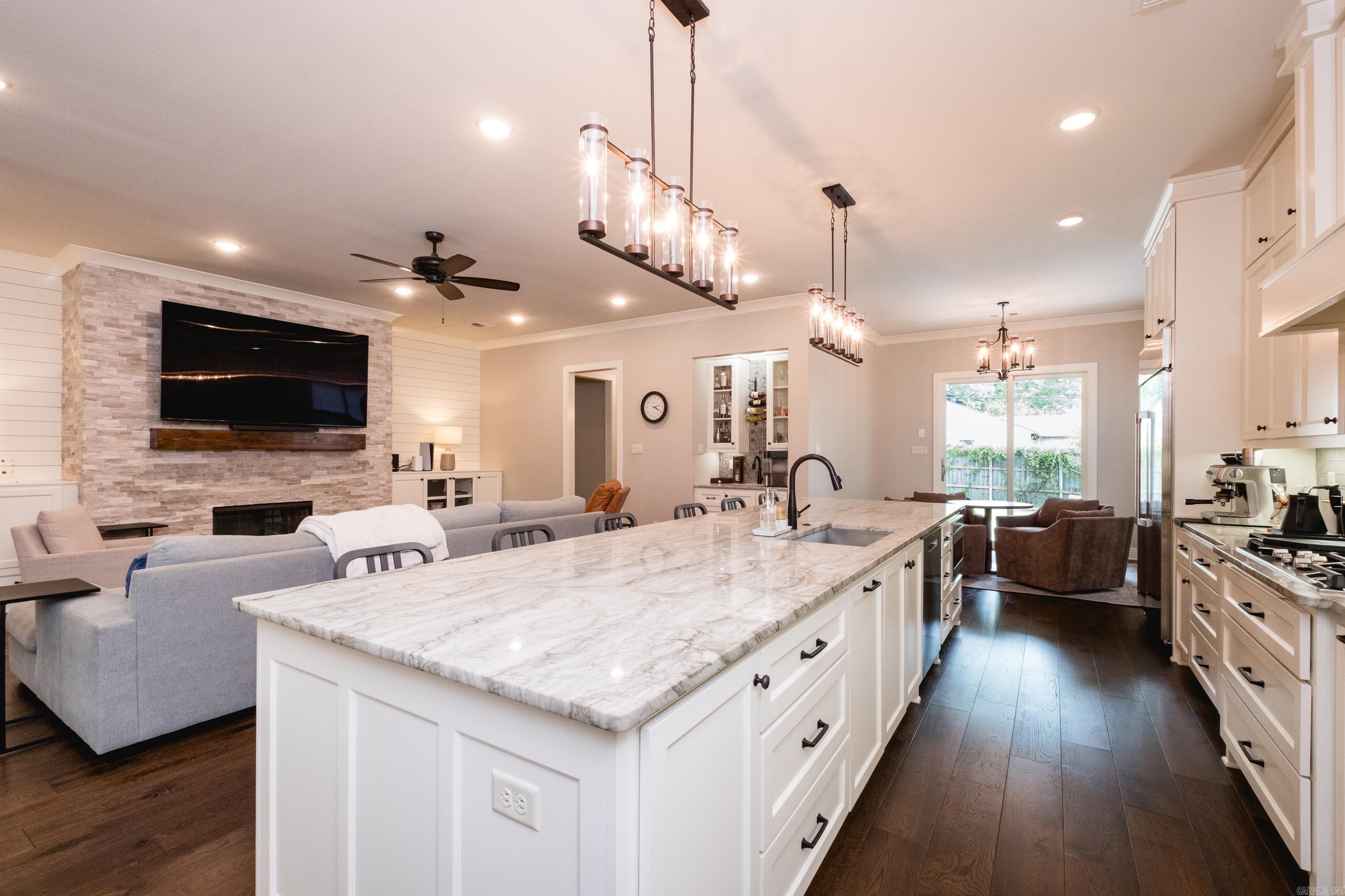 CAMMACK WOODS - Residential