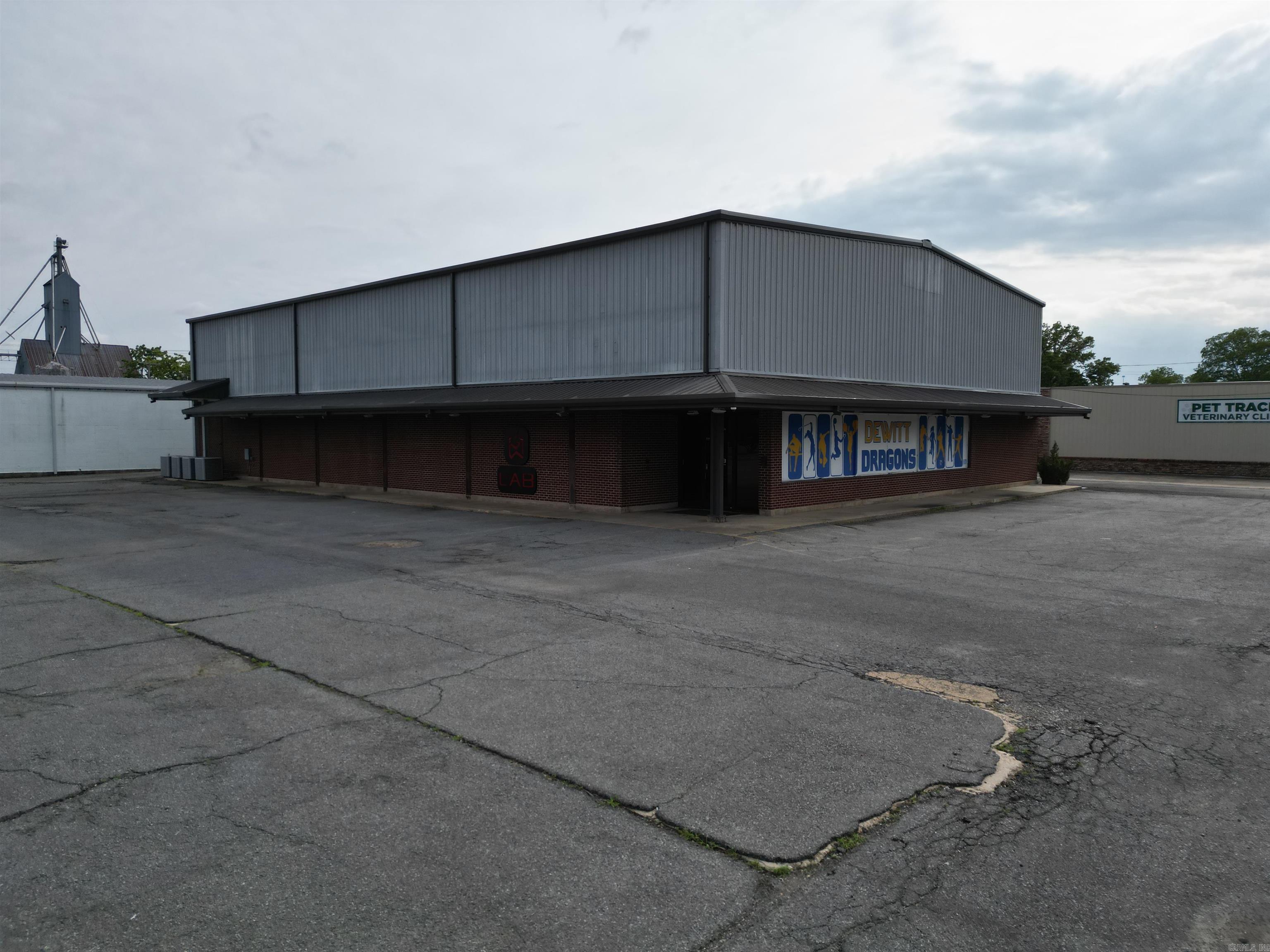 City of Dewitt - Commercial Sale