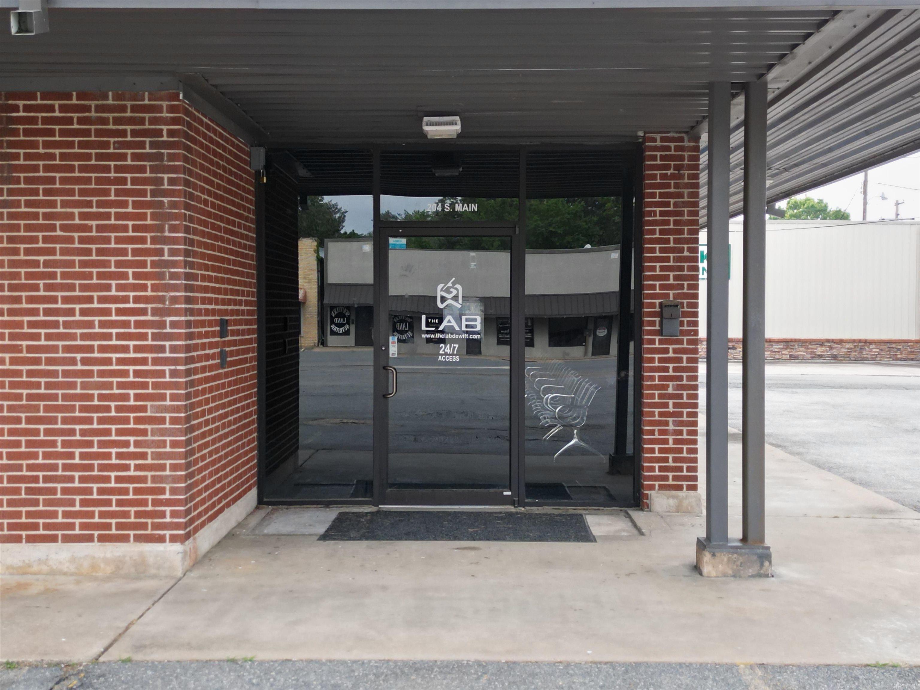City of Dewitt - Commercial Sale
