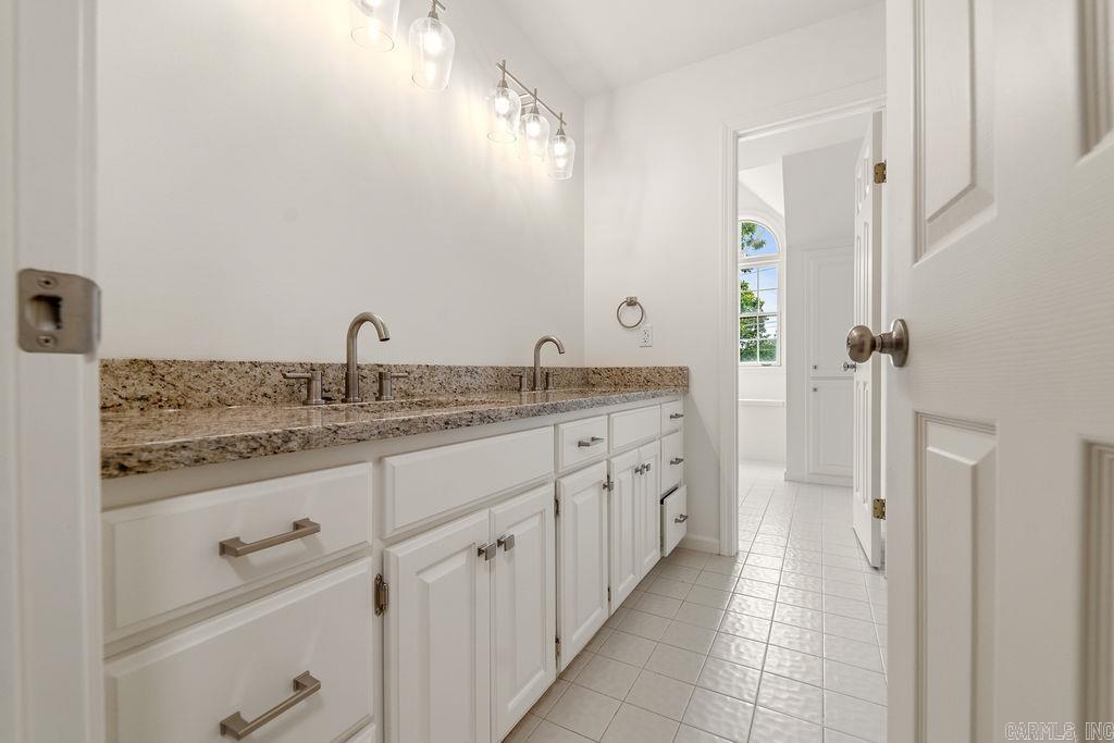 LAKEWOOD HEIGHTS - Residential