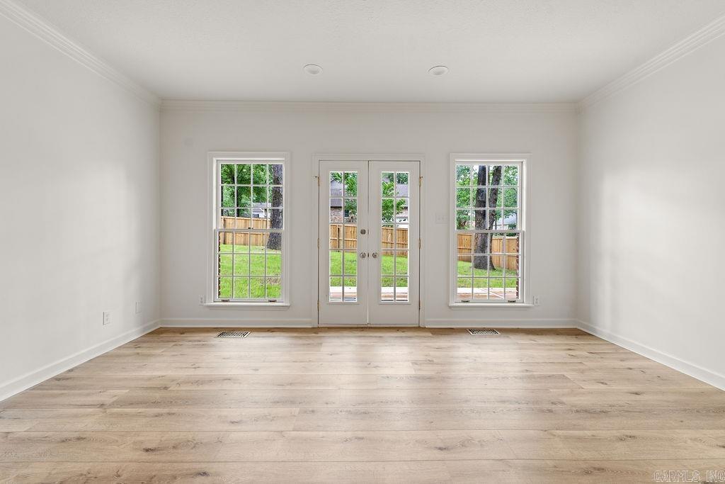 LAKEWOOD HEIGHTS - Residential