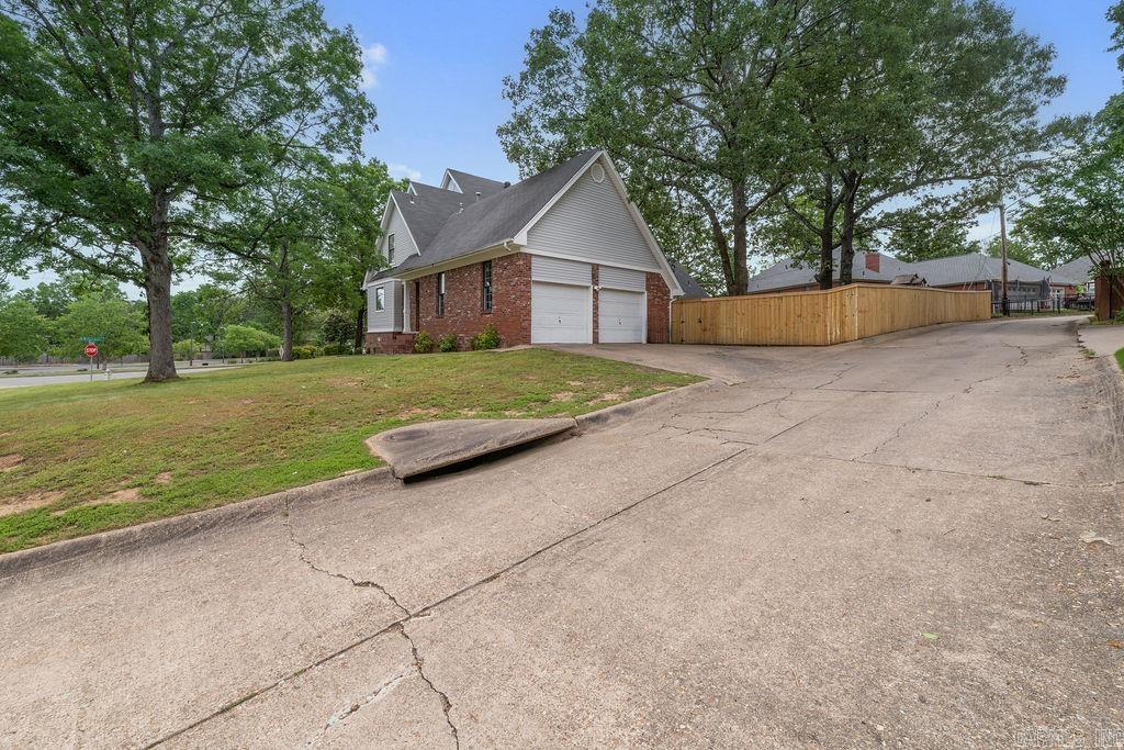 LAKEWOOD HEIGHTS - Residential