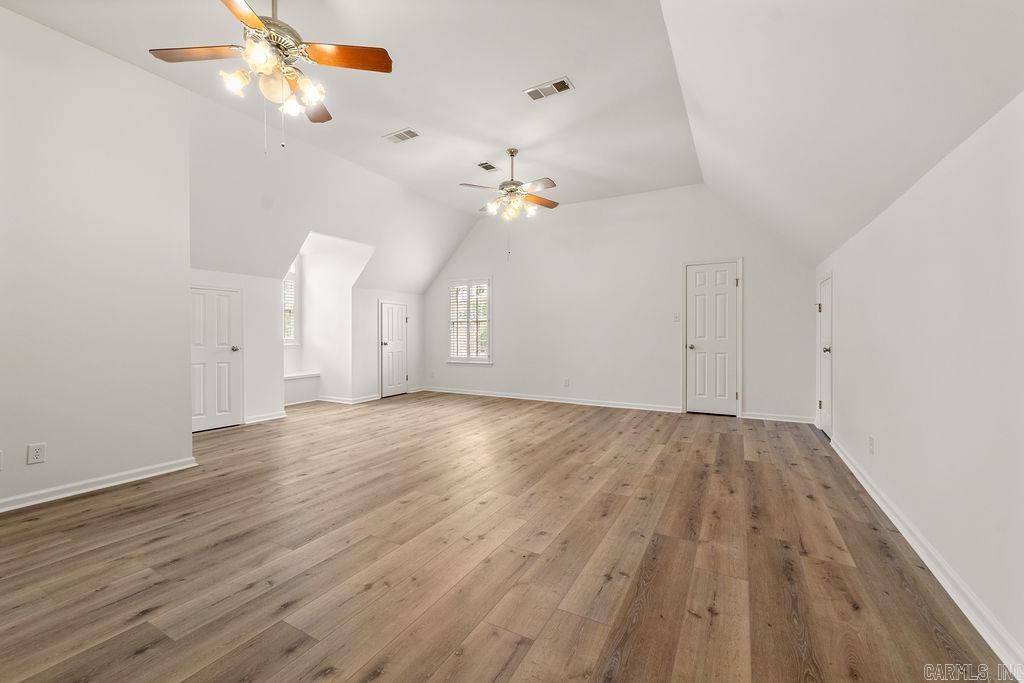LAKEWOOD HEIGHTS - Residential