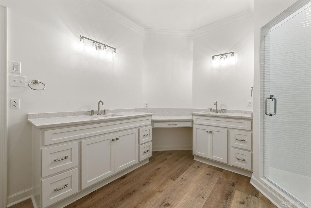 LAKEWOOD HEIGHTS - Residential