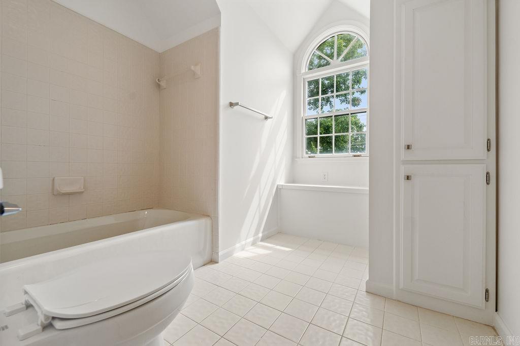 LAKEWOOD HEIGHTS - Residential
