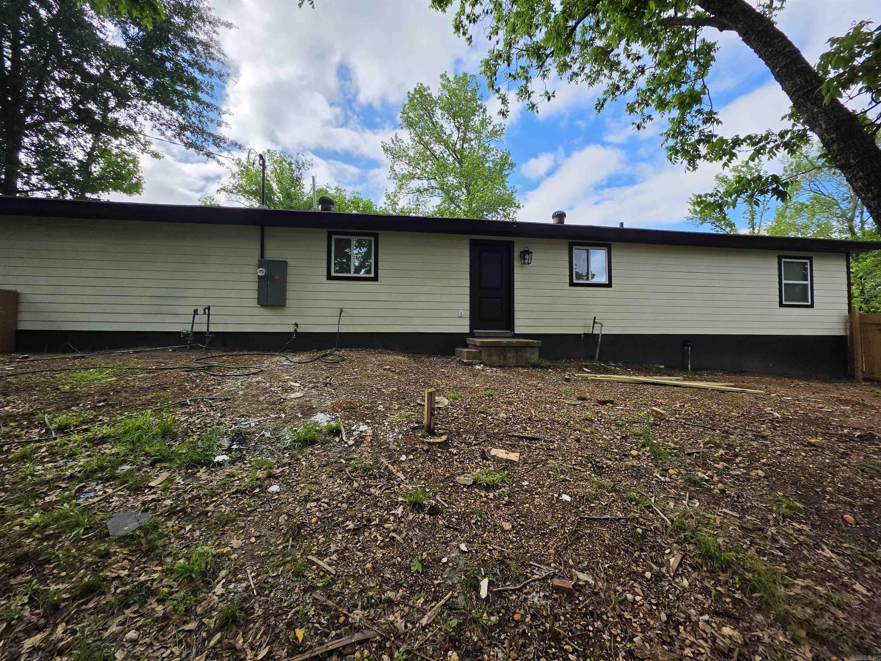 MEADOWCLIFF - Residential