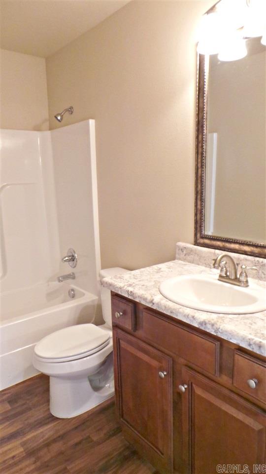 EL Roland - Residential