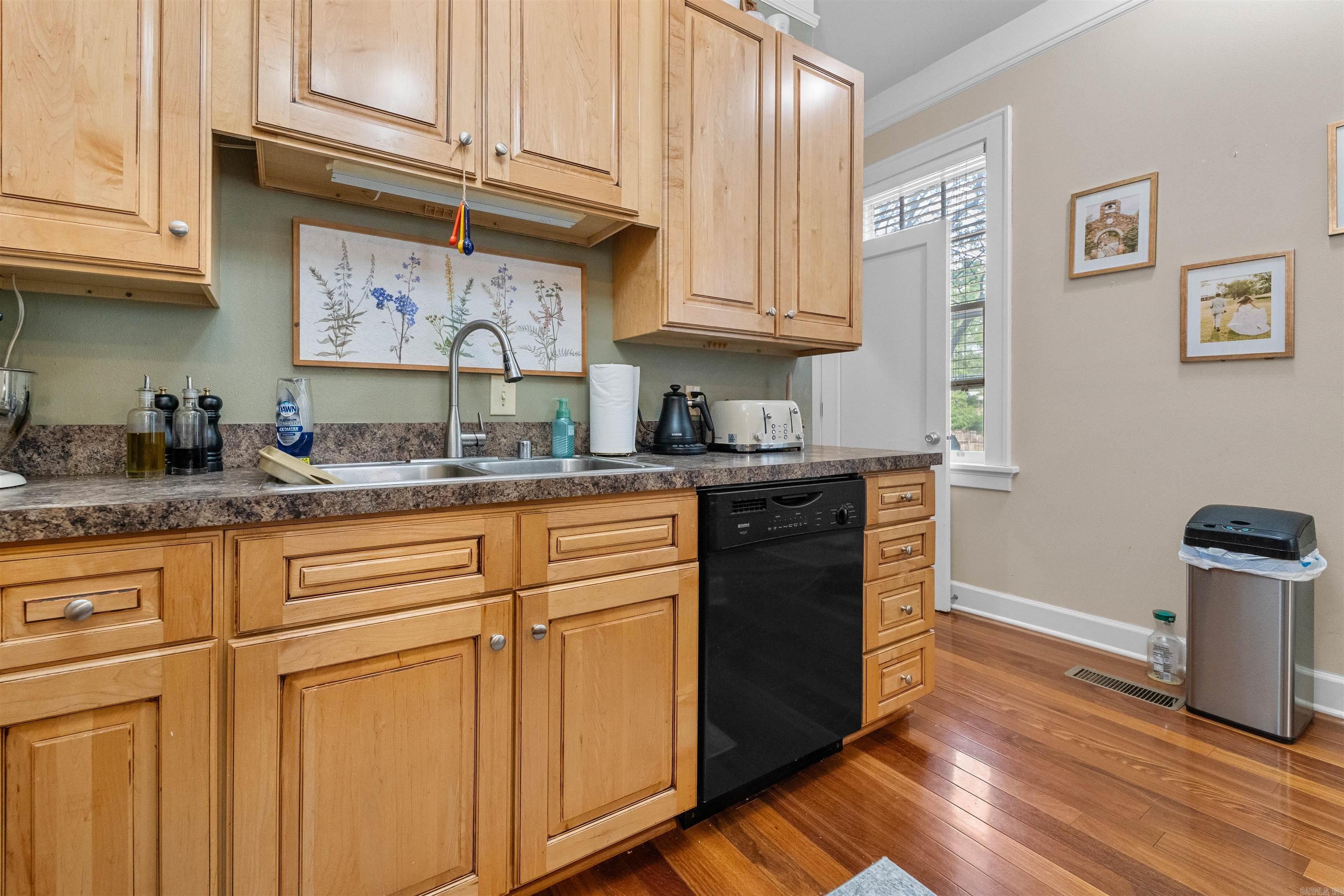 THE CAROLINE HPR - Residential