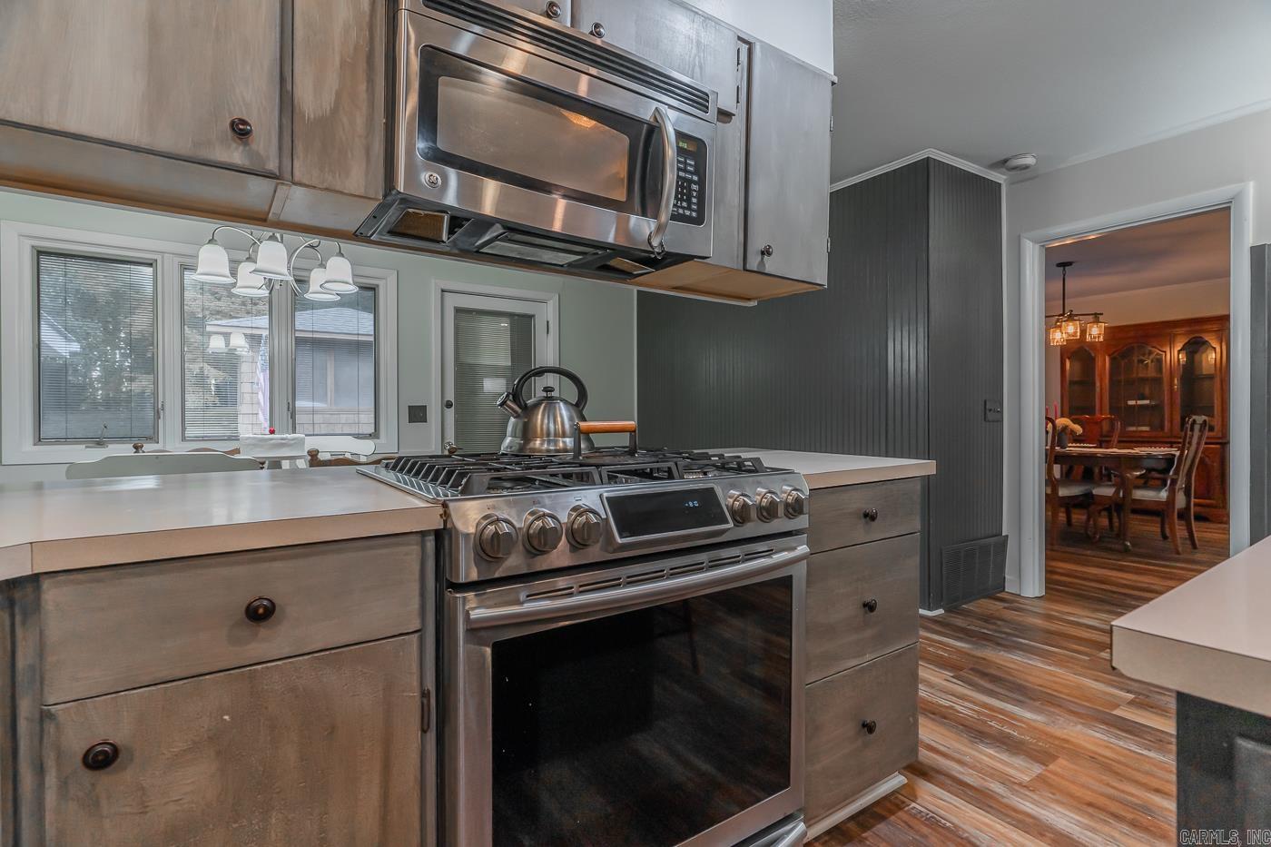 SUNSET HILLS - Residential