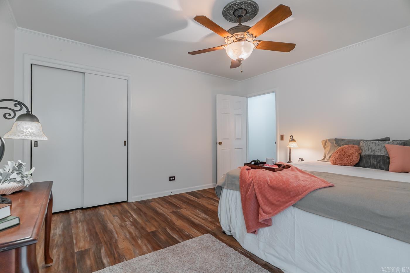 SUNSET HILLS - Residential