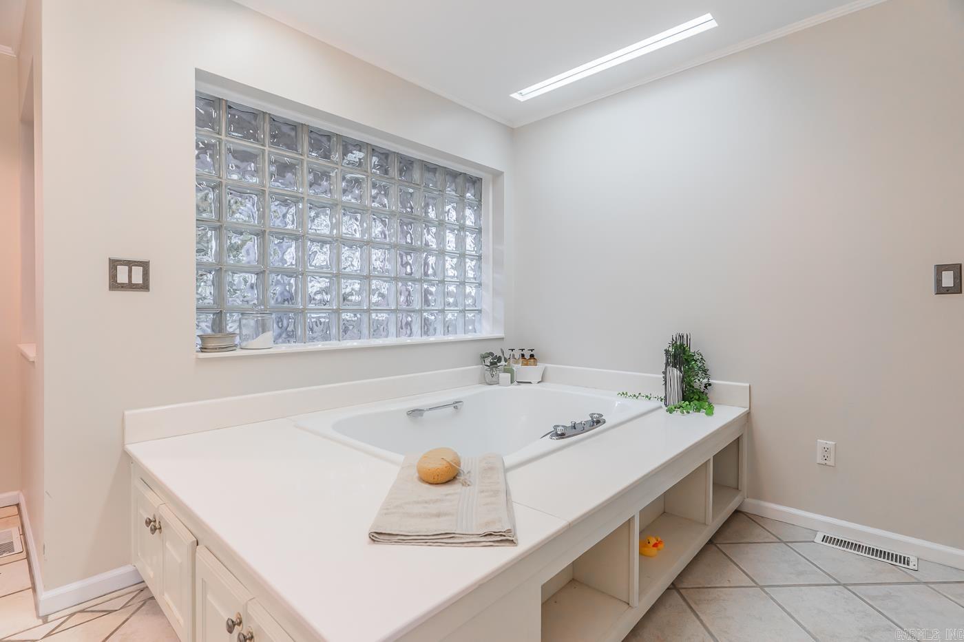 SUNSET HILLS - Residential