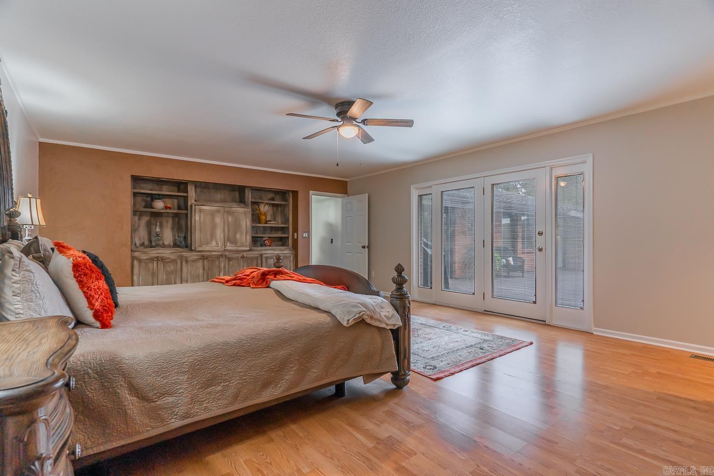 SUNSET HILLS - Residential