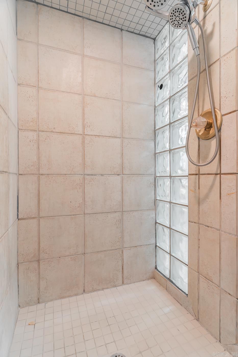 SUNSET HILLS - Residential