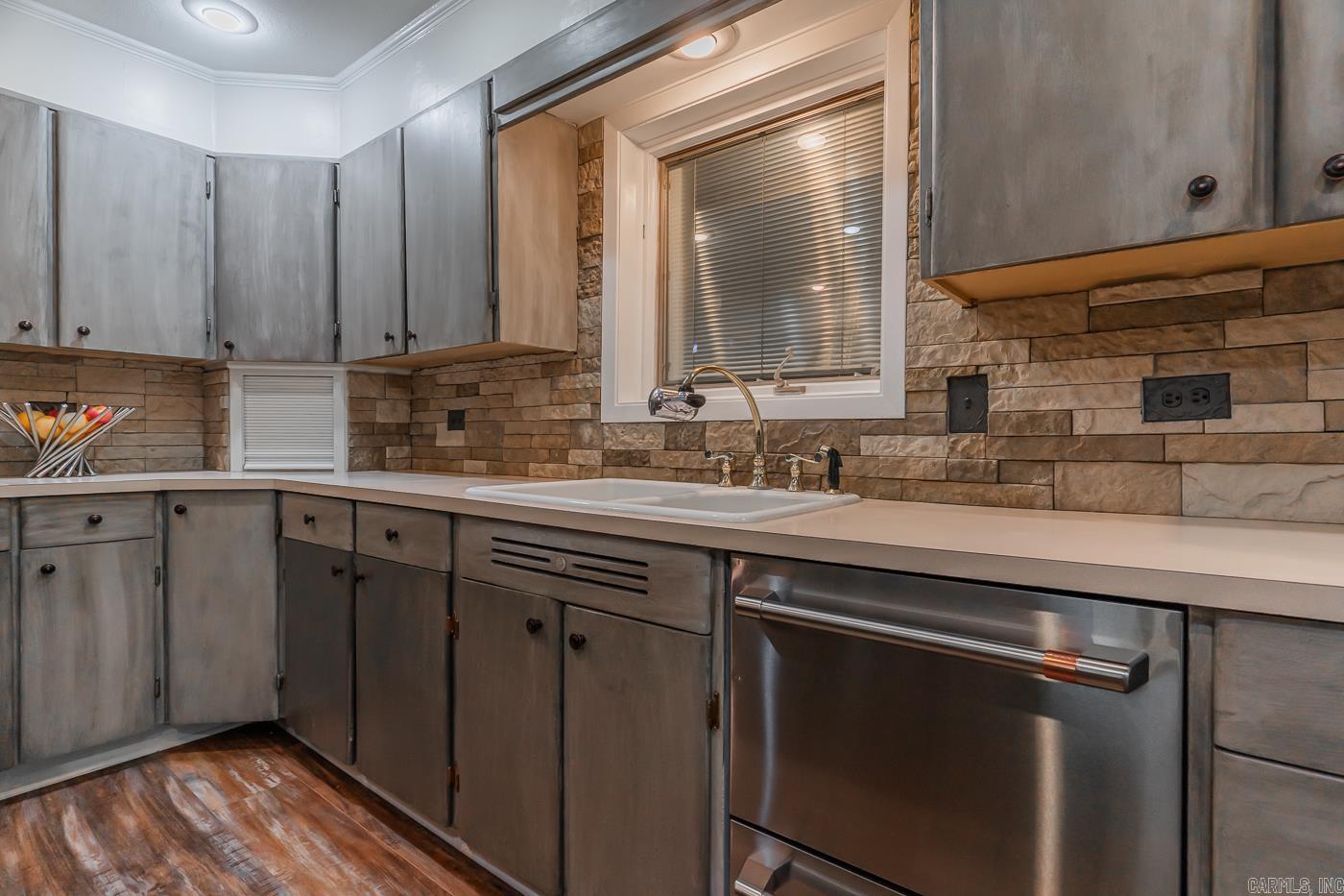 SUNSET HILLS - Residential