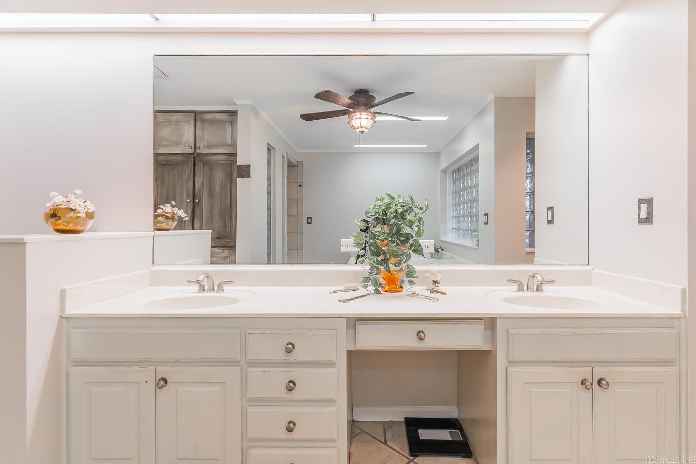 SUNSET HILLS - Residential