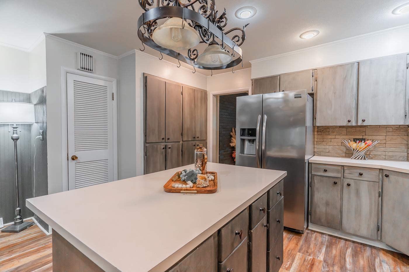 SUNSET HILLS - Residential