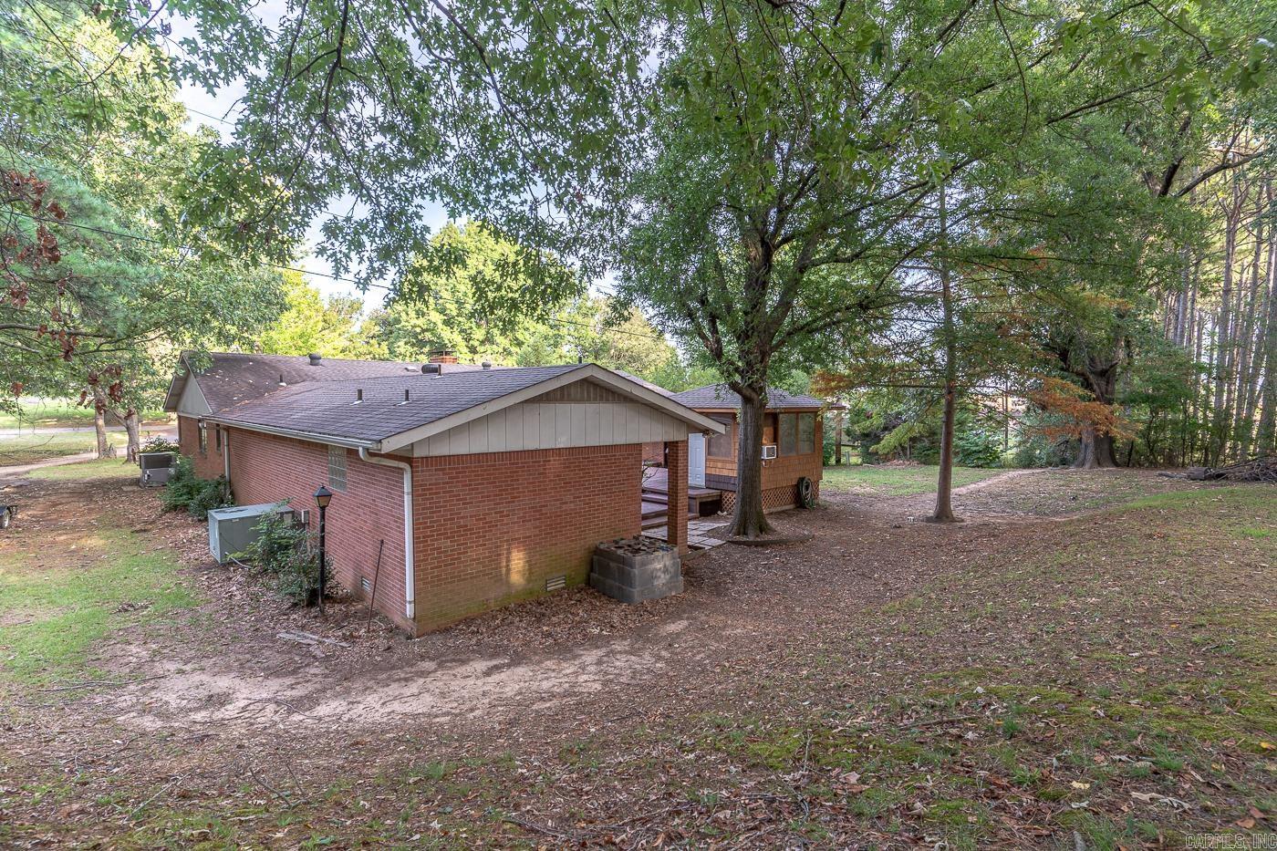 SUNSET HILLS - Residential