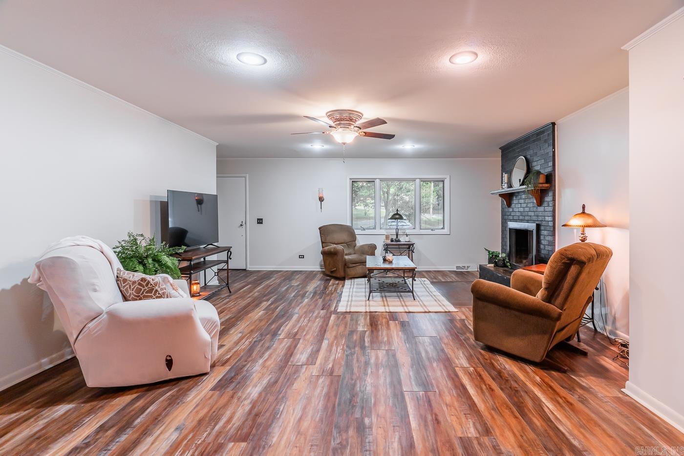 SUNSET HILLS - Residential