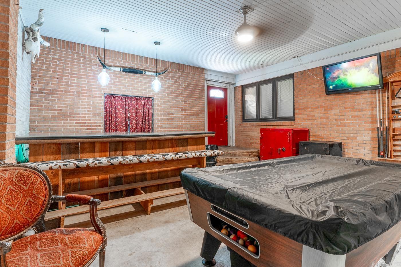 SUNSET HILLS - Residential