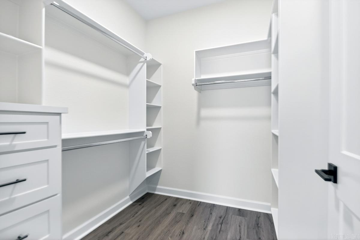 WINCHESTER ESTATES - Residential