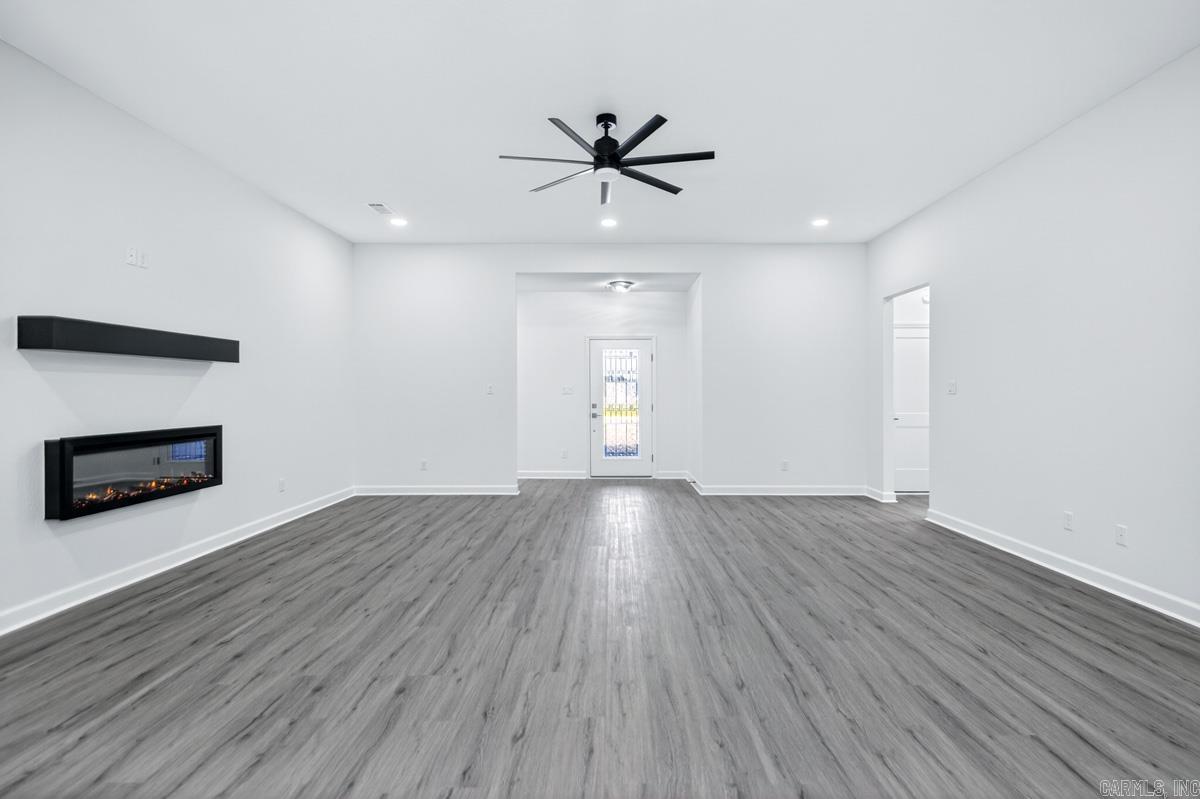 WINCHESTER ESTATES - Residential