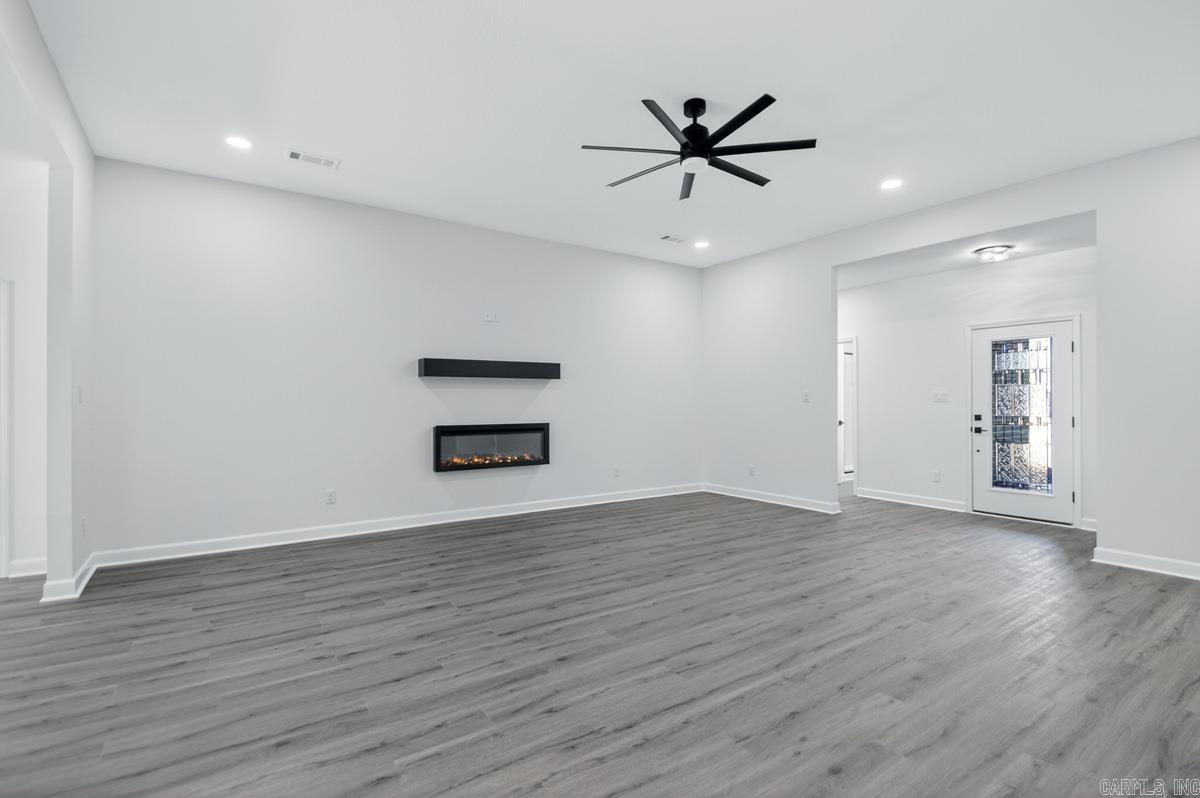 WINCHESTER ESTATES - Residential